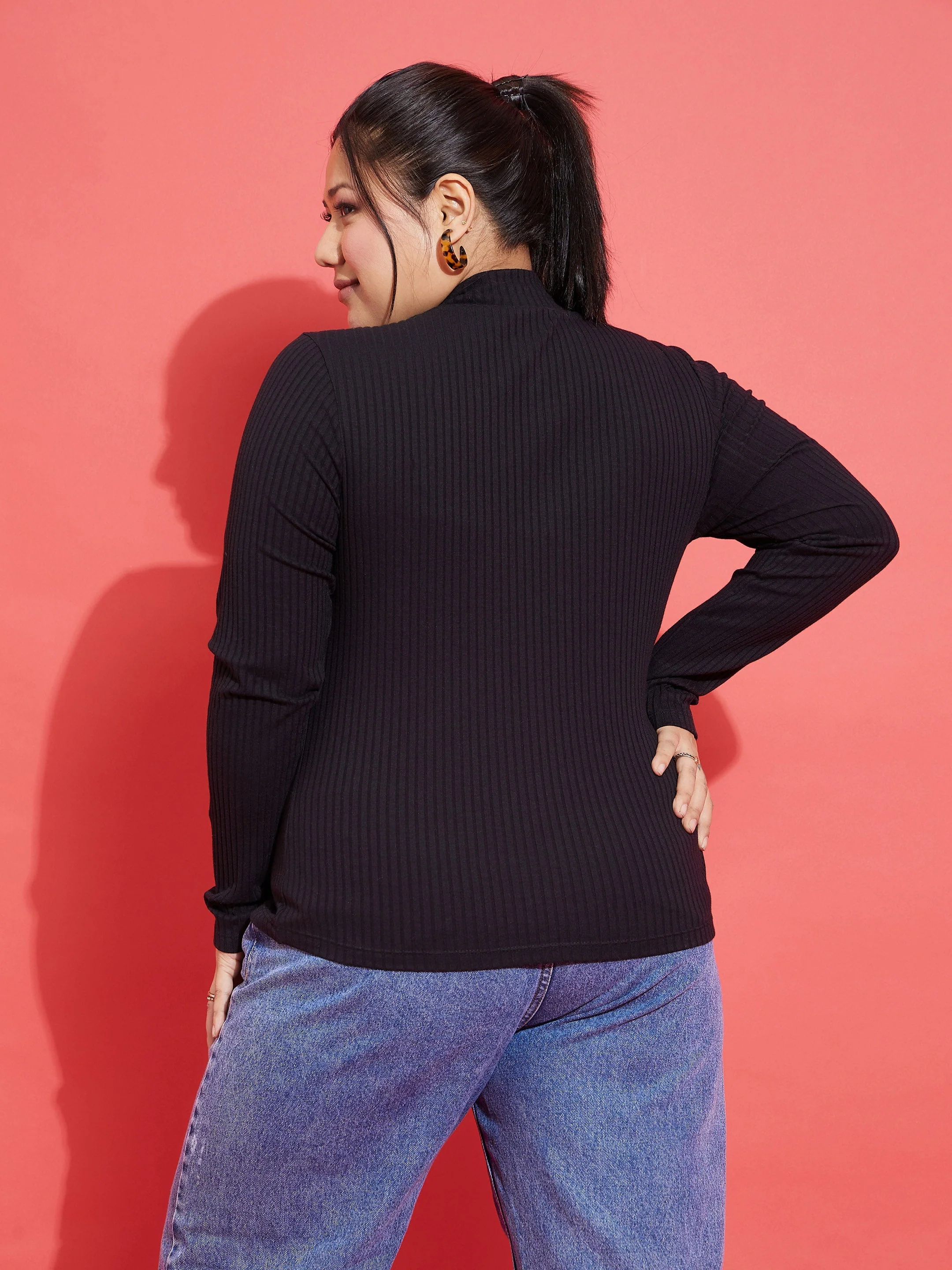 Women Black Rib Front Zipper Top - Image 5