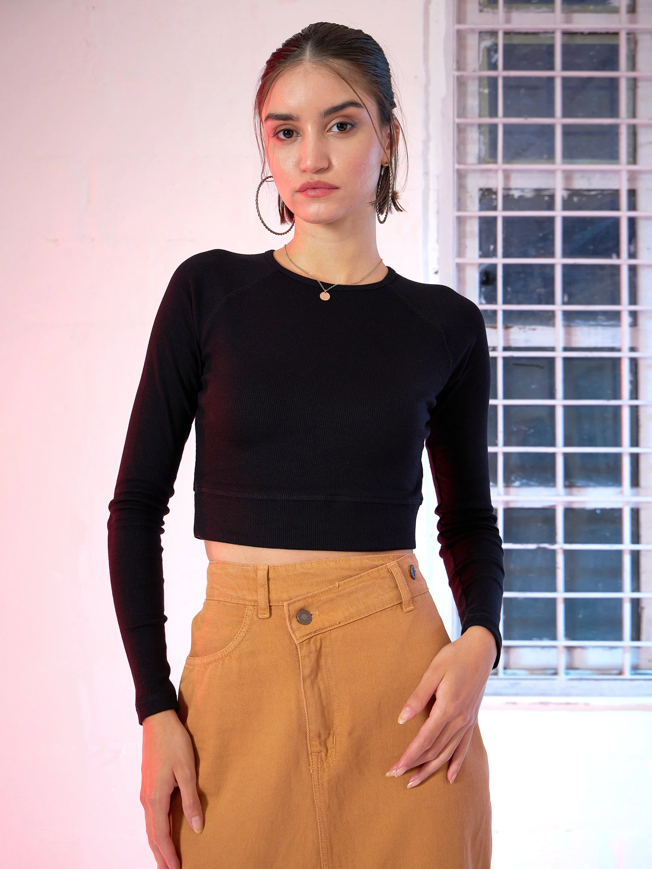 Women Black Rib Full Sleeve Crop Top - Image 2