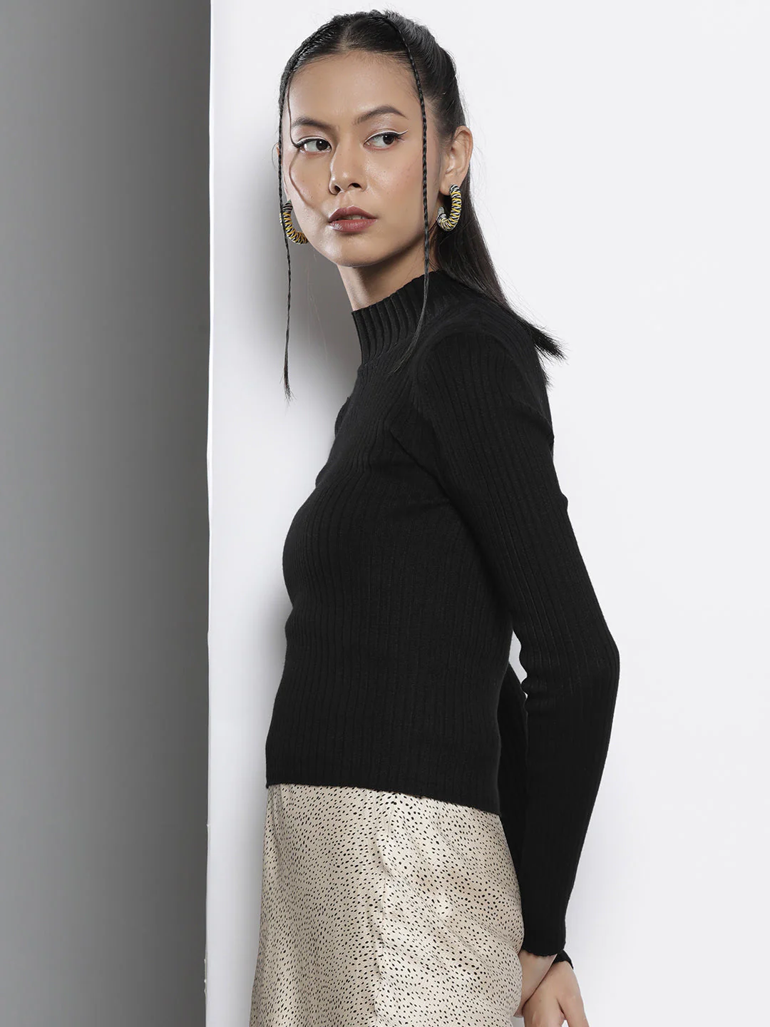 Women Black Rib High Neck Full Sleeves Sweater - Image 3