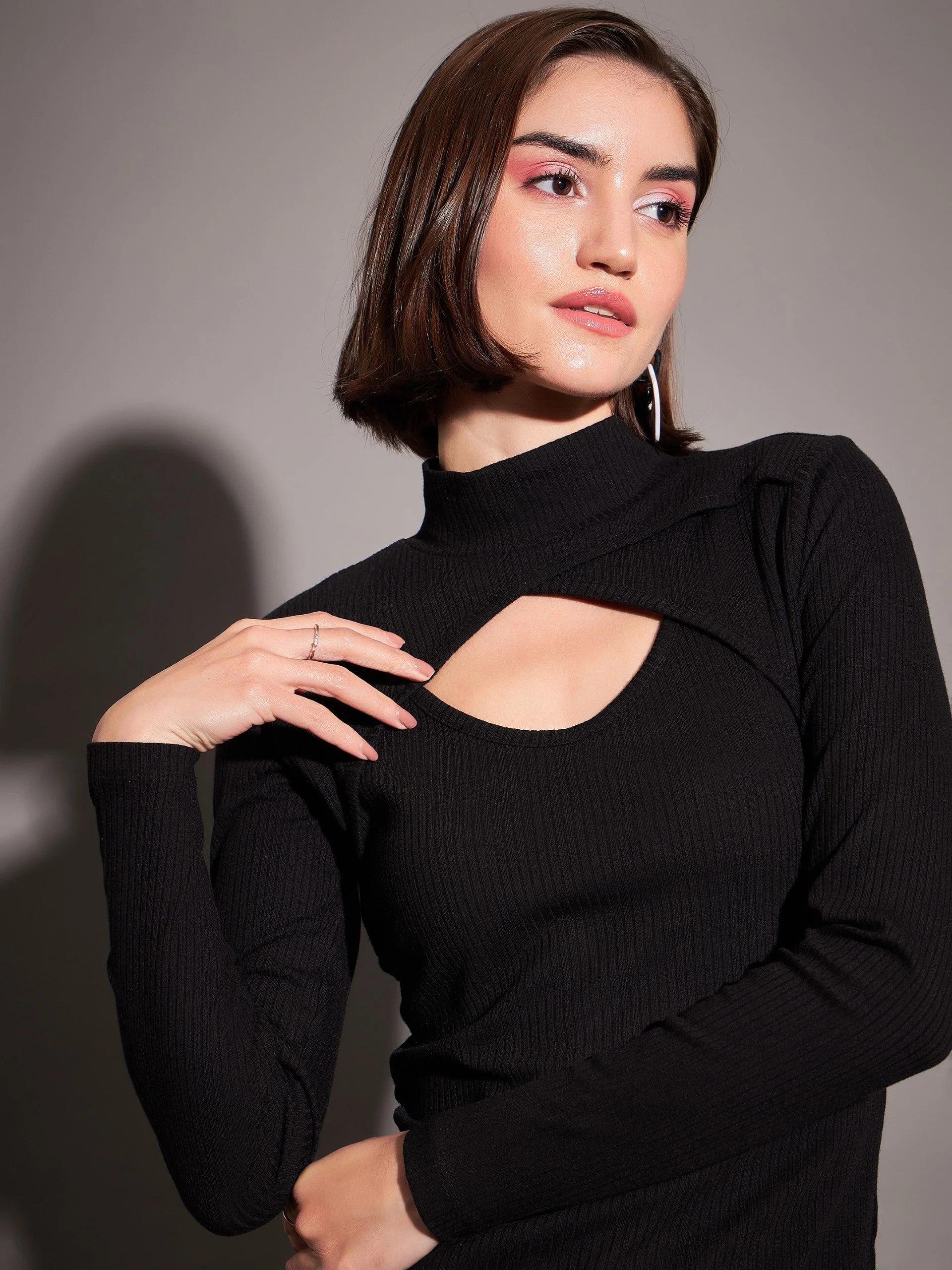 Women Black Rib Moon Cut Top - Image 4
