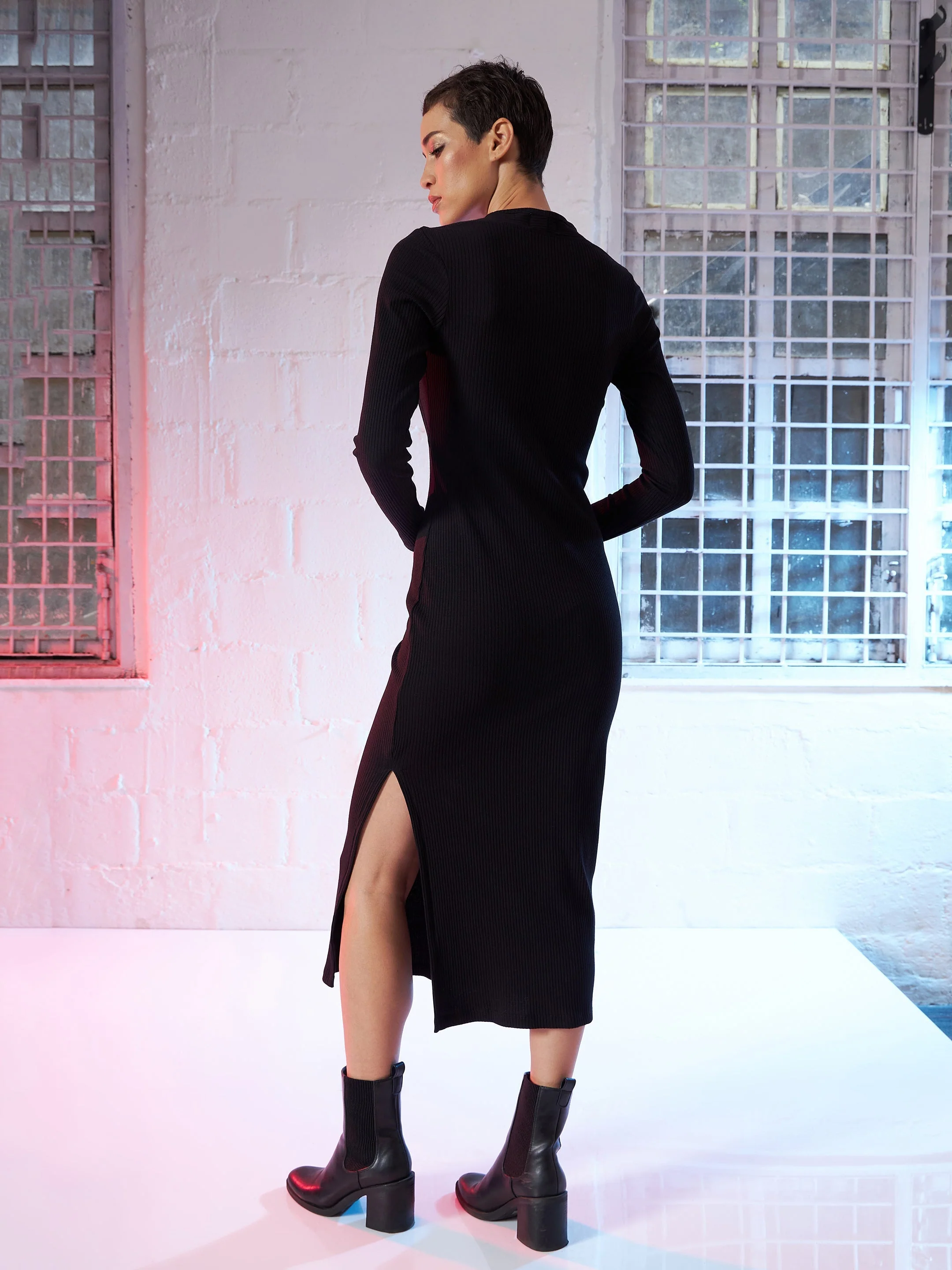 Women Black Rib Side Slit Full Sleeves Bodycon Dress - Image 2