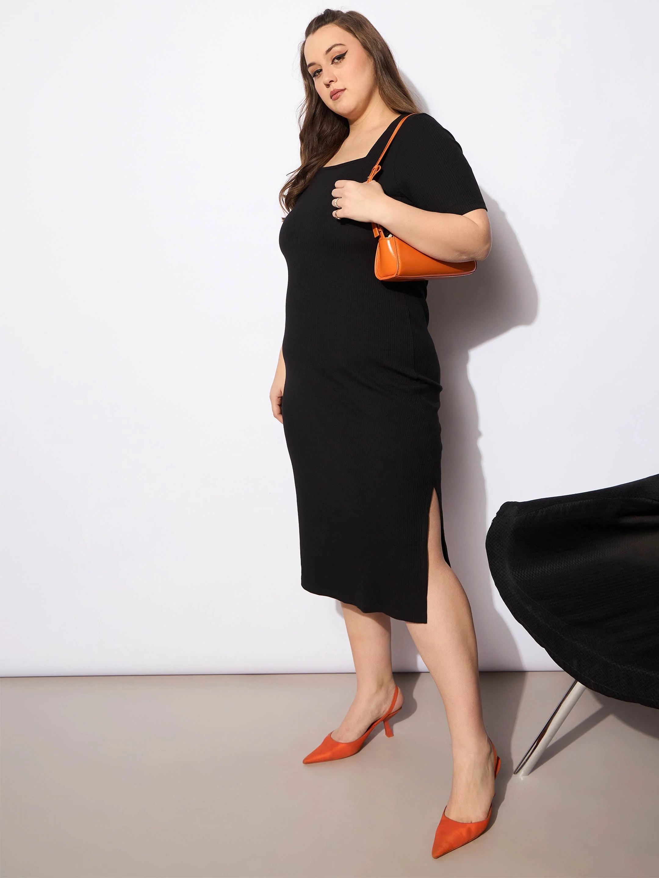 Women Black Rib Square Neck Short Sleeves Midi Dress - Image 2