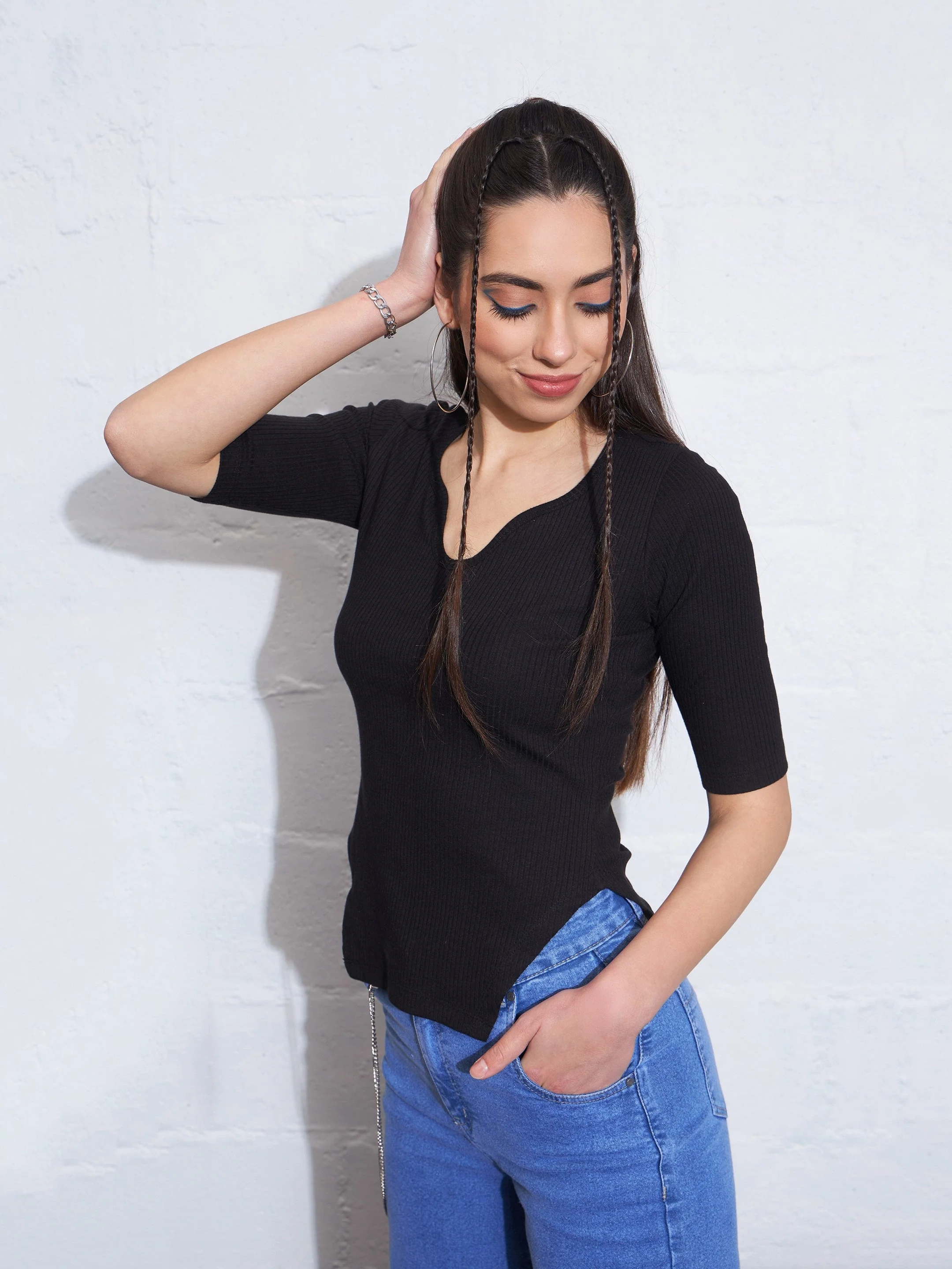 Women Black Rib Sweetheart Neck Shaped Hem Top - Image 3