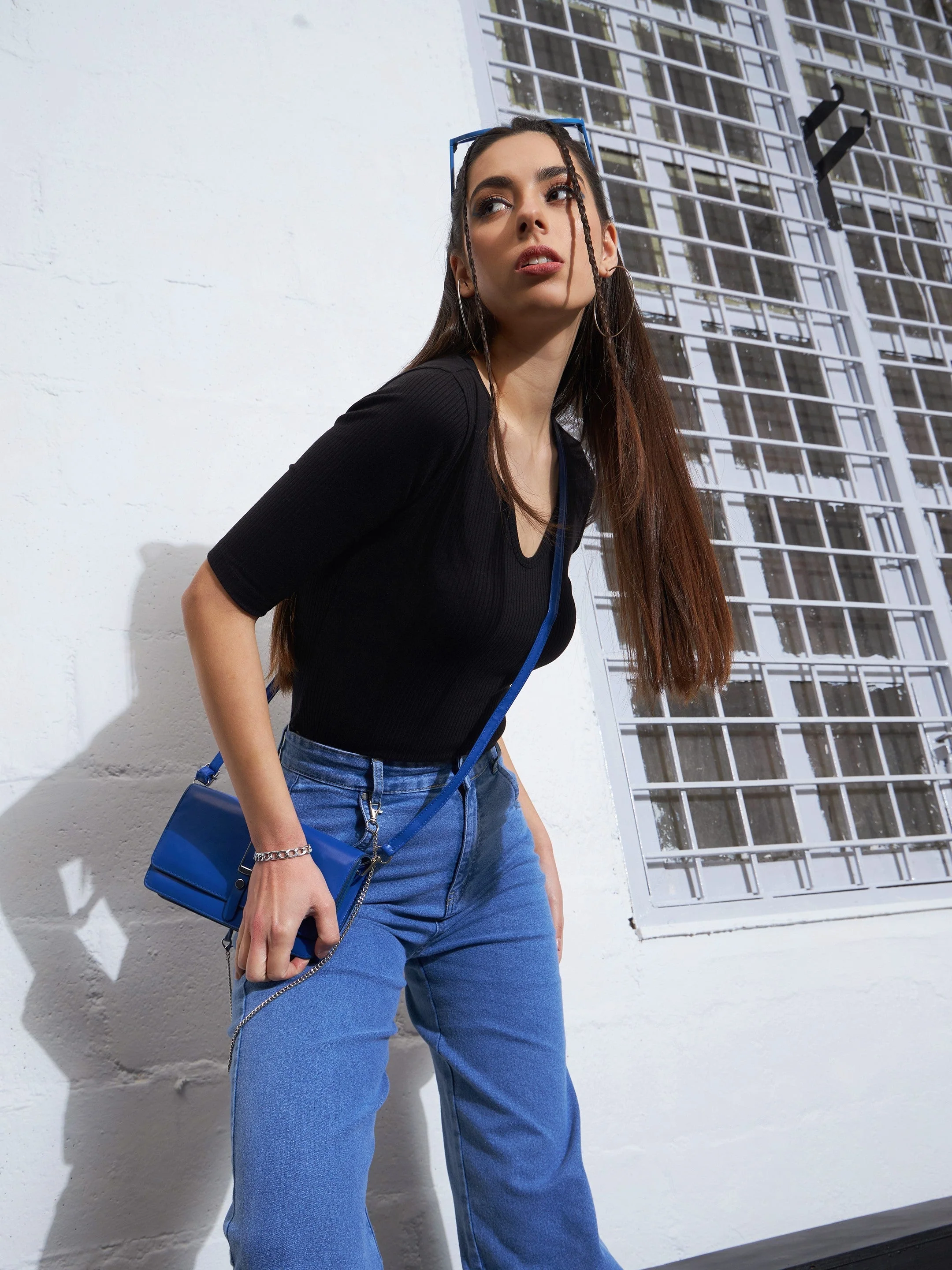Women Black Rib Sweetheart Neck Shaped Hem Top - Image 6