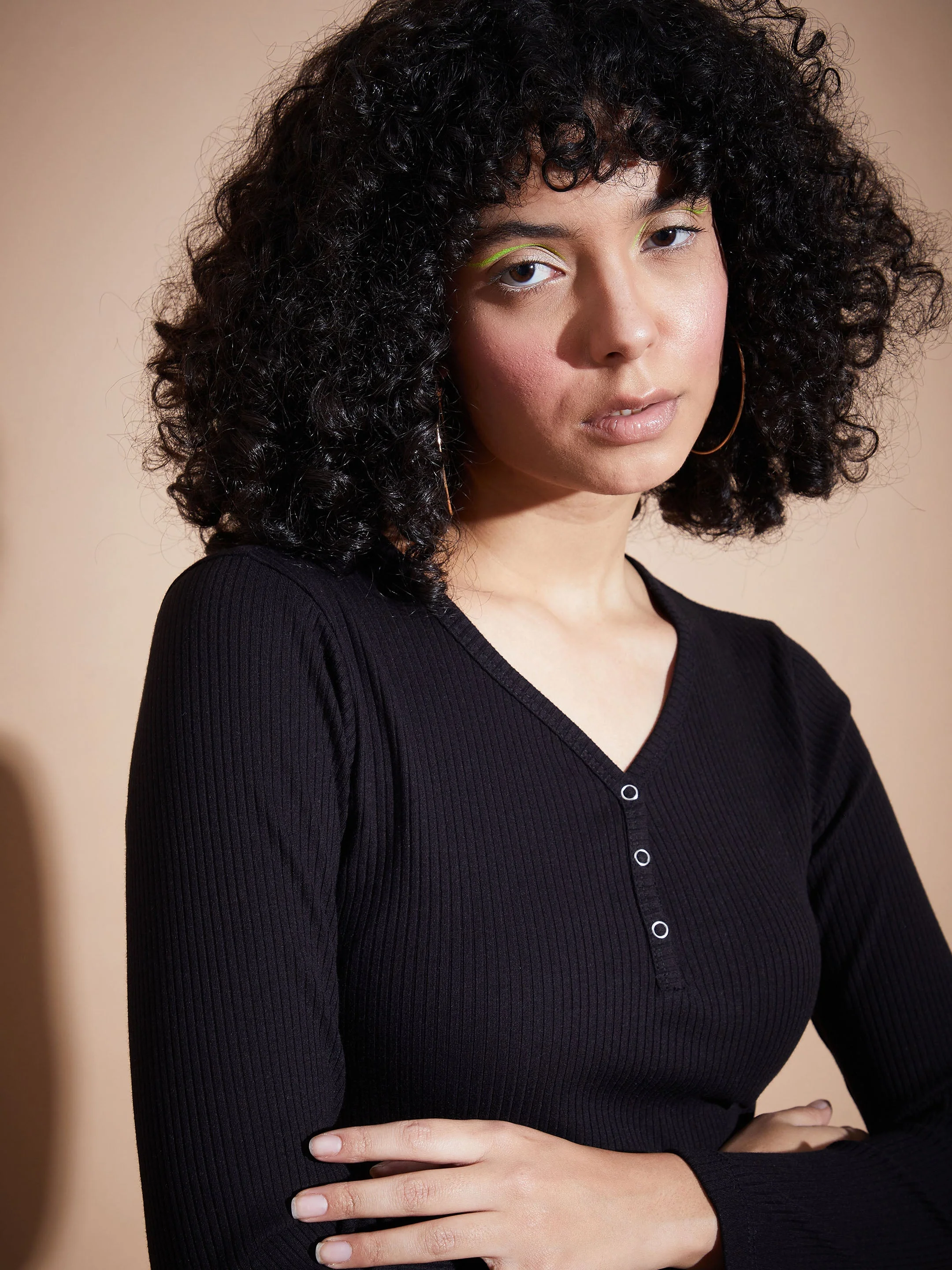 Women Black Rib V-Neck Regular Top - Image 3