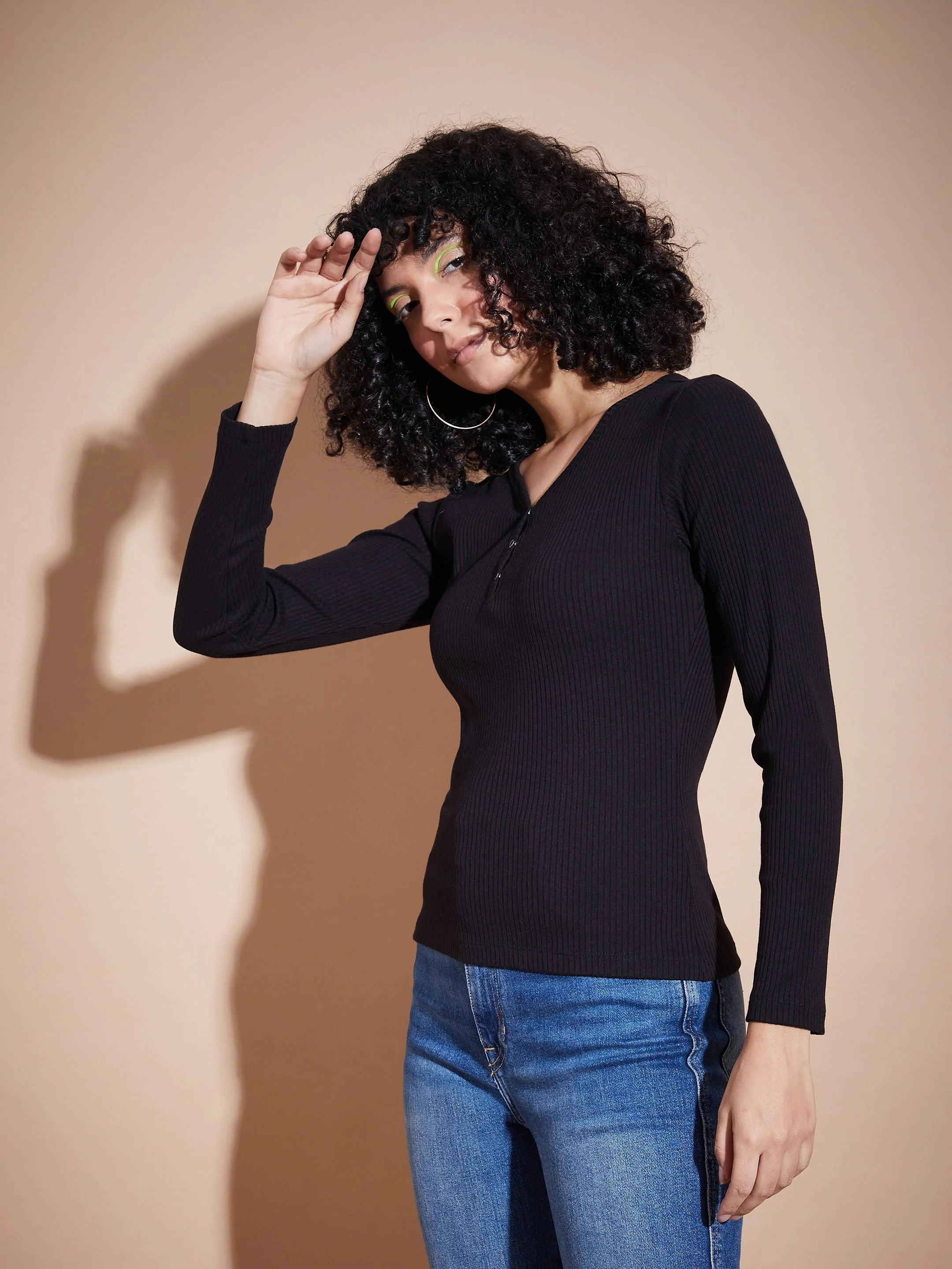 Women Black Rib V-Neck Regular Top - Image 5