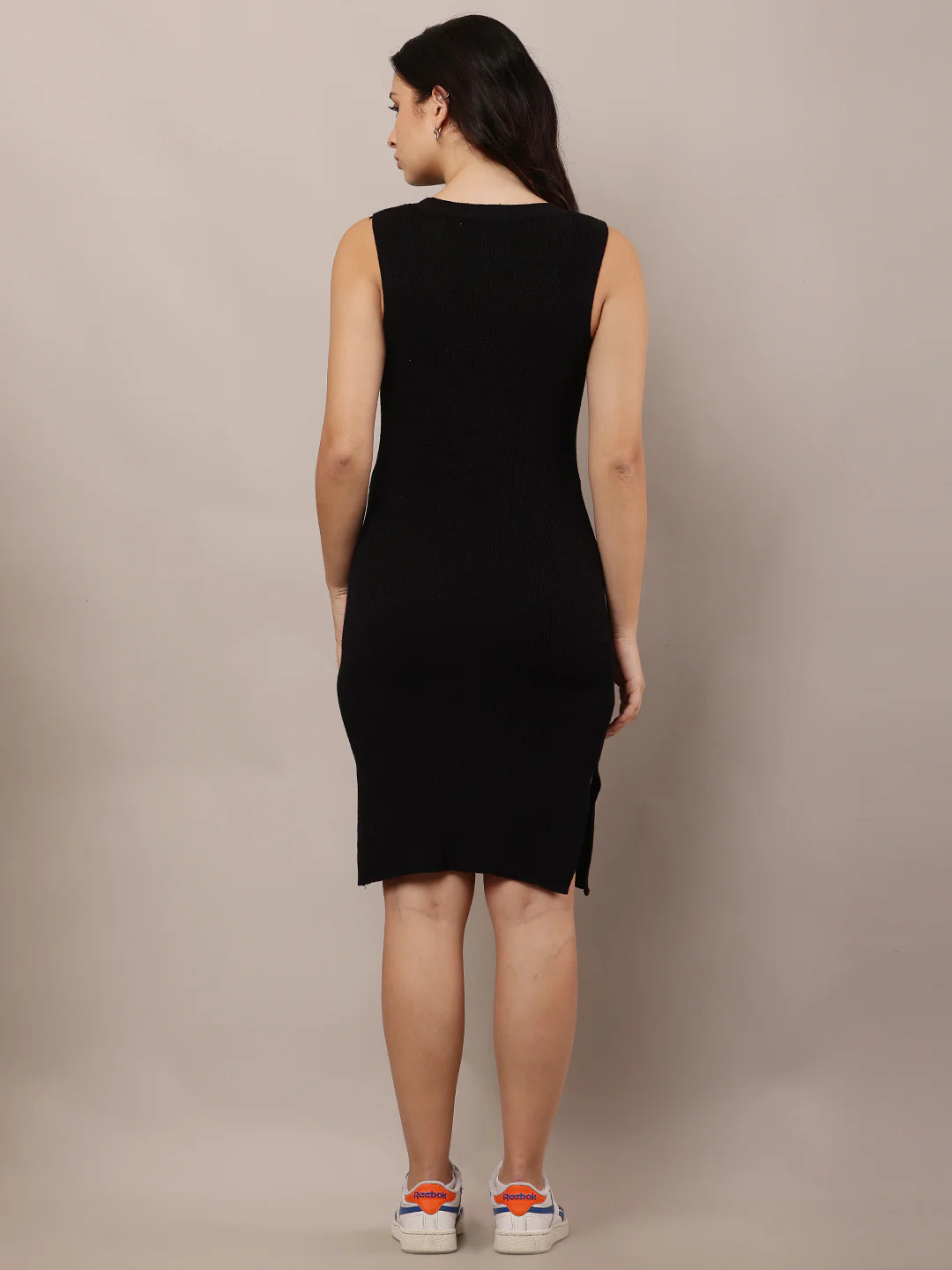 Women Black Ribbed Shift Dress - Image 4