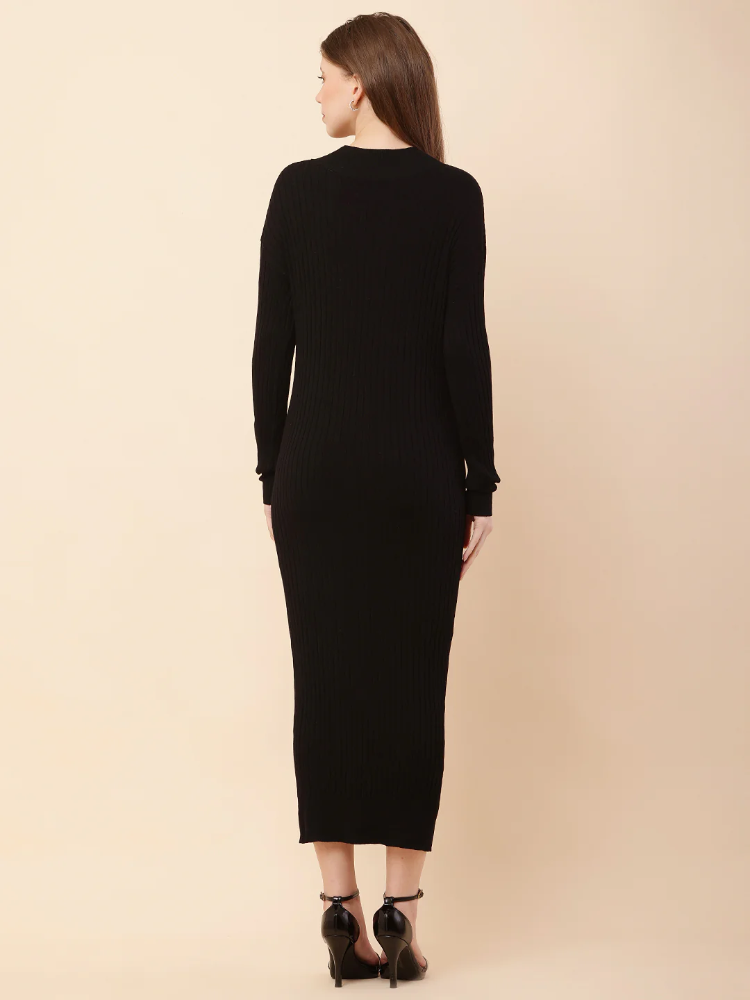 Women Black Ribbed V-neck Bodycon Dress - Image 4