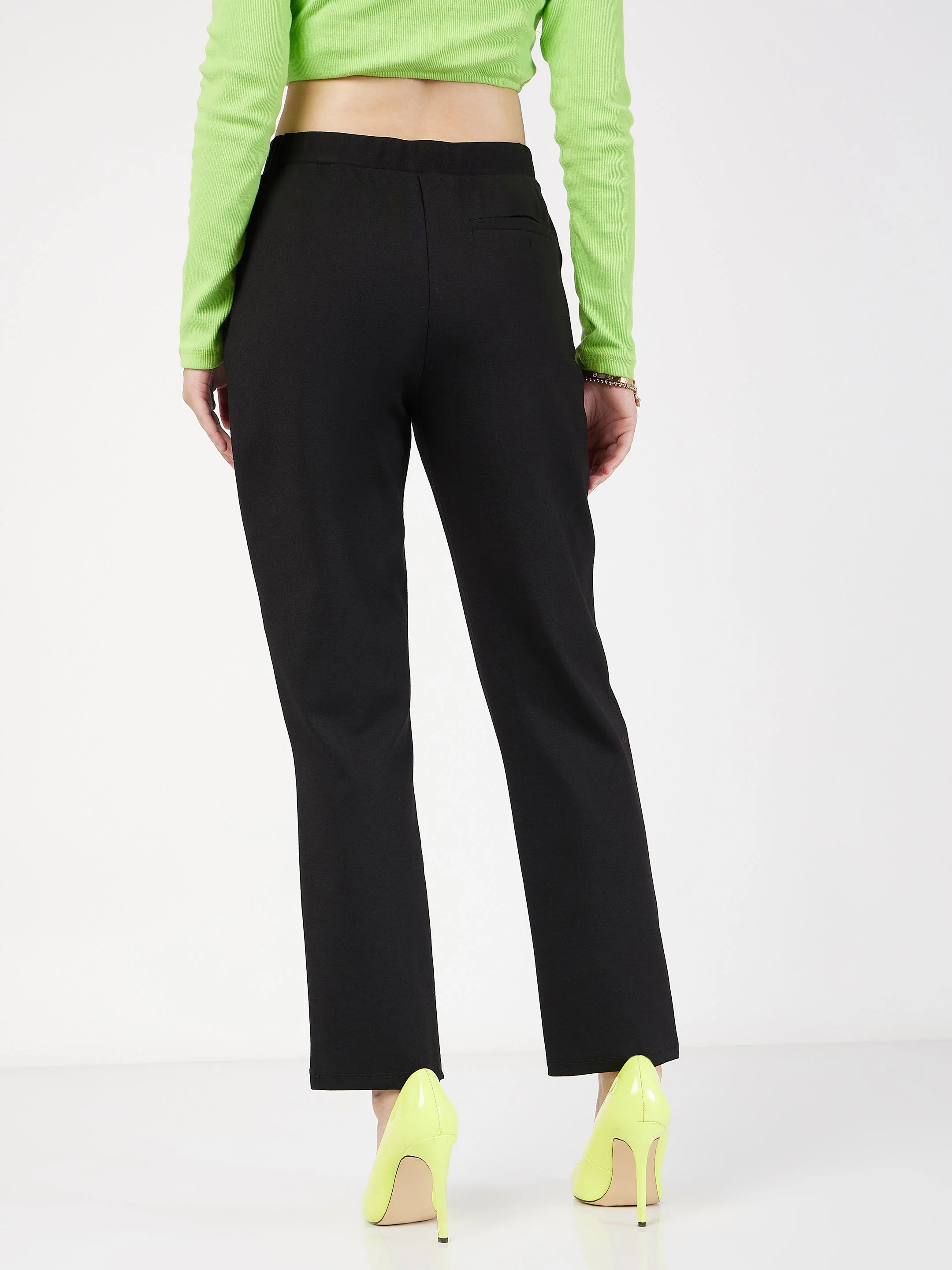 Women Black Roma Tapered Pants - Image 5