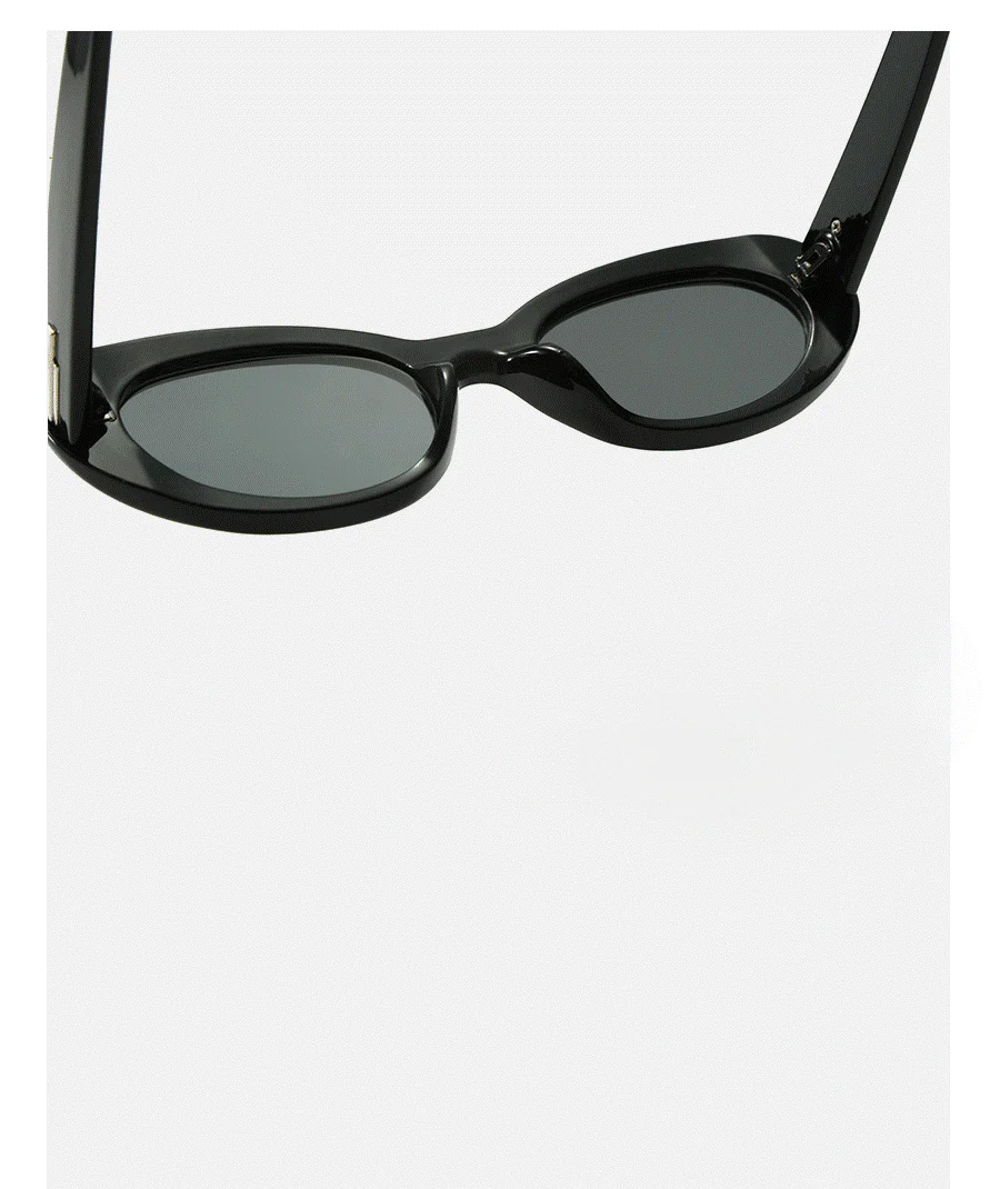 Women Black Round Lens Sunglasses - Image 4