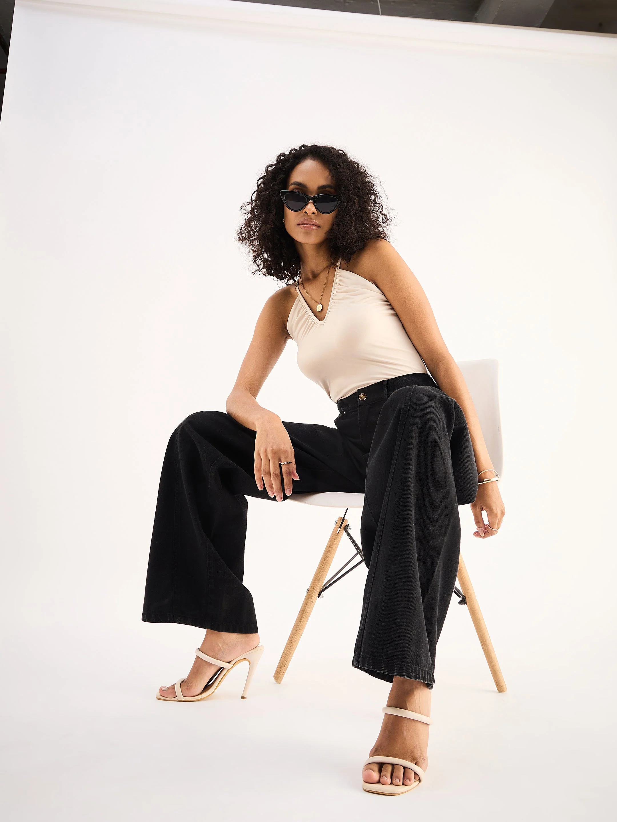 Women Black Seam Detail Wide Leg Jeans - Image 6