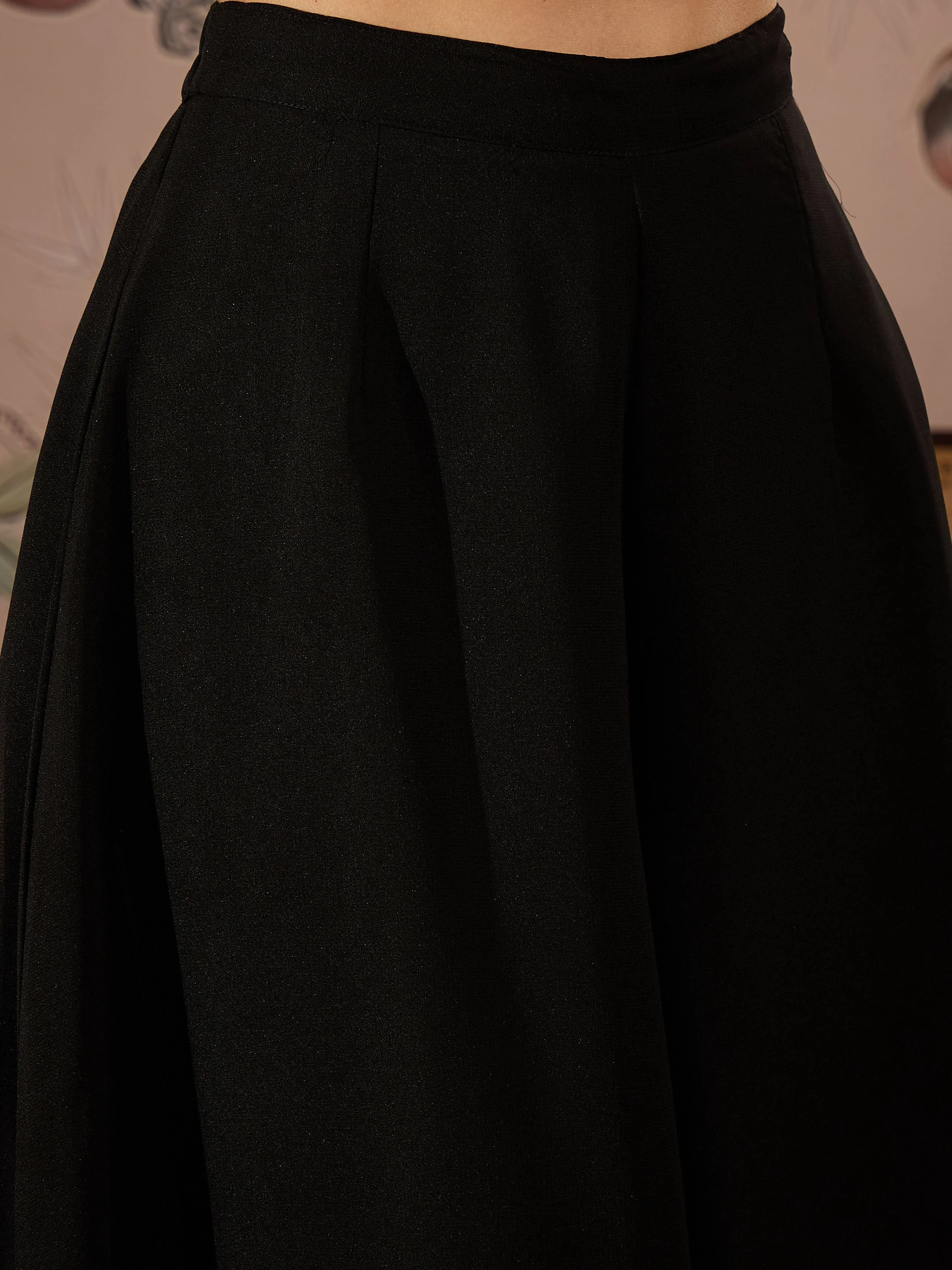 Women Black Sequins Peplum Top With Flared Pants - Image 5