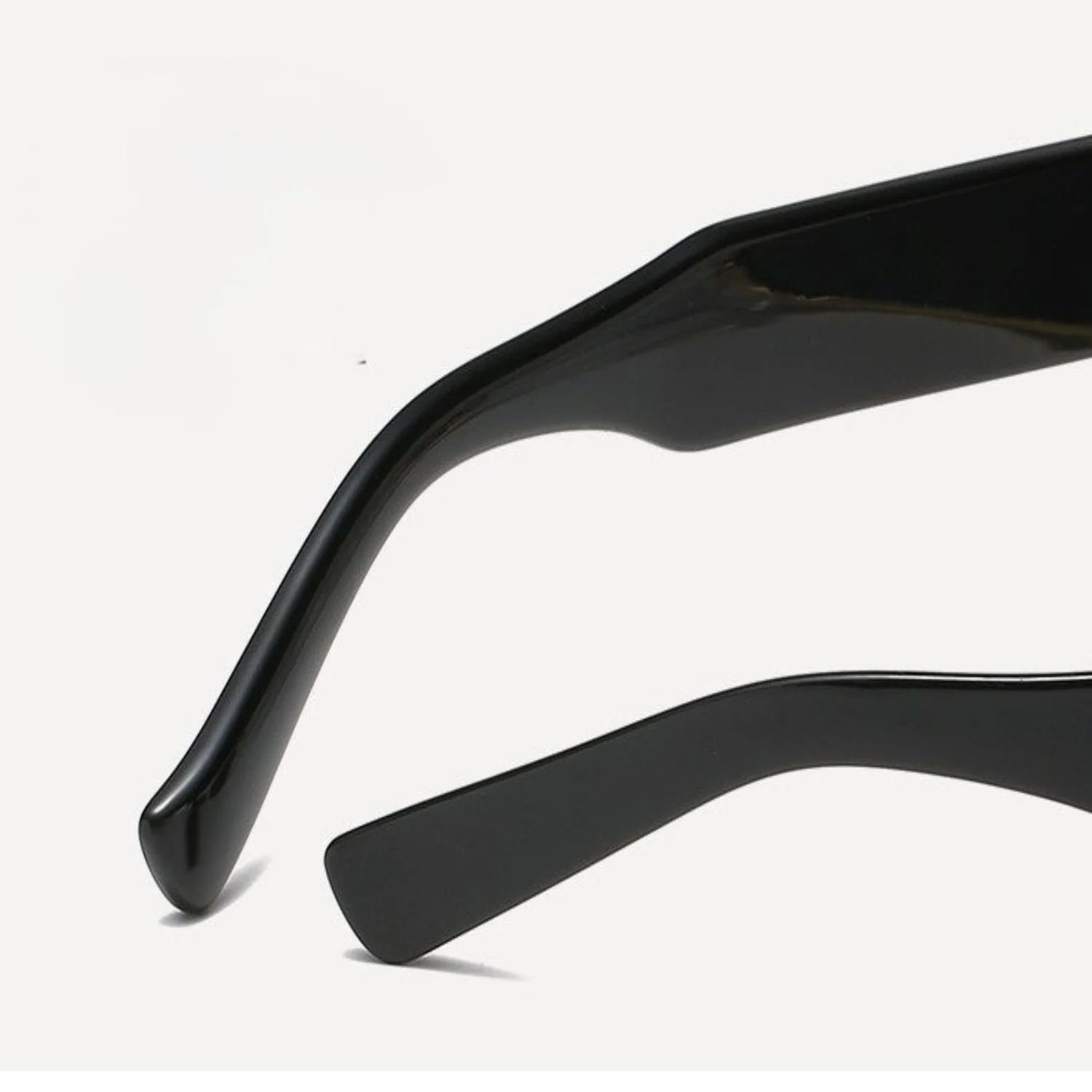 Women Black & Silver Rectangular Retro Sunglasses - Image 2
