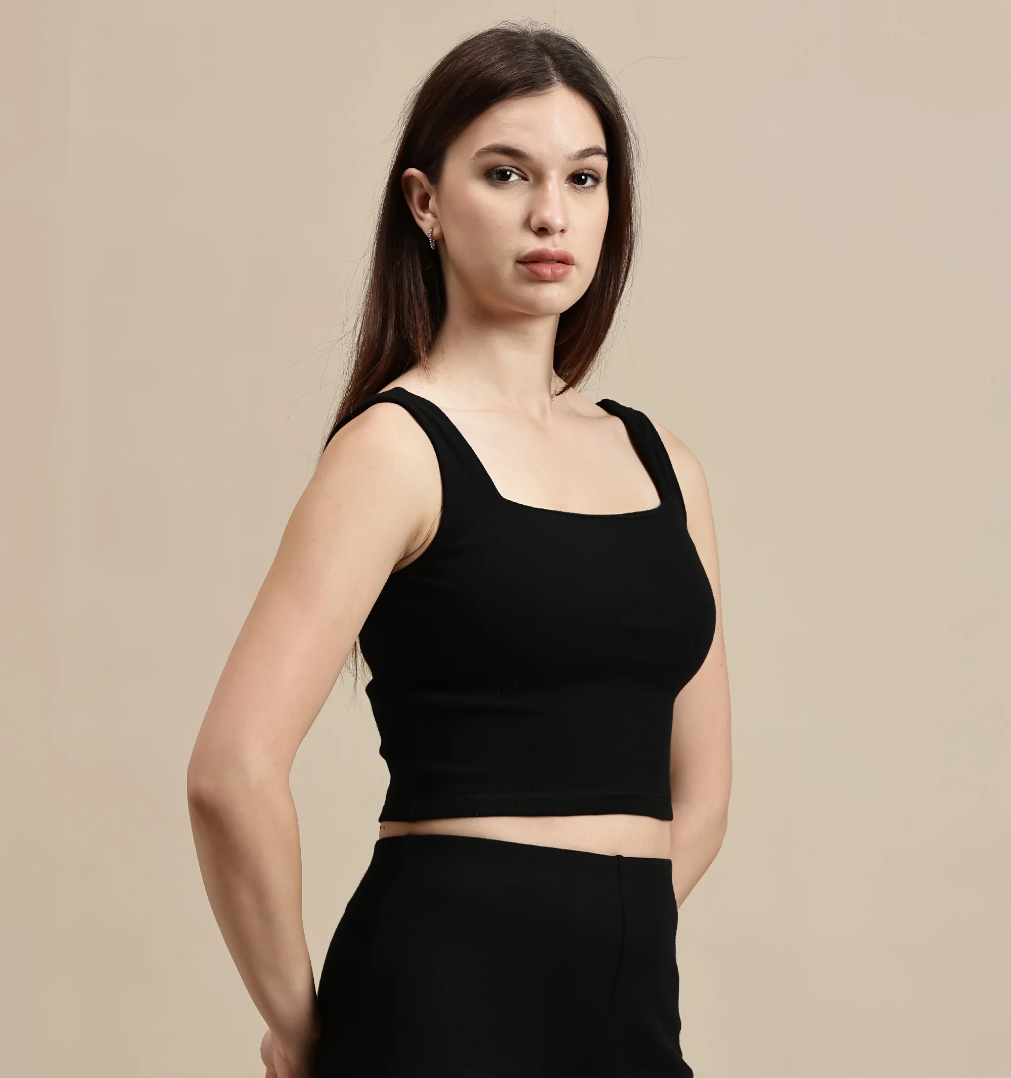 Women Black Sleeveless Crop Top - Image 5