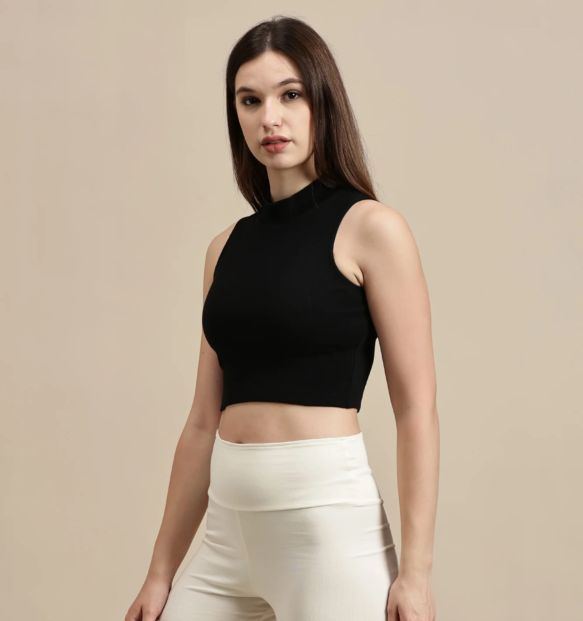 Women Black Sleeveless Crop Top - Image 5
