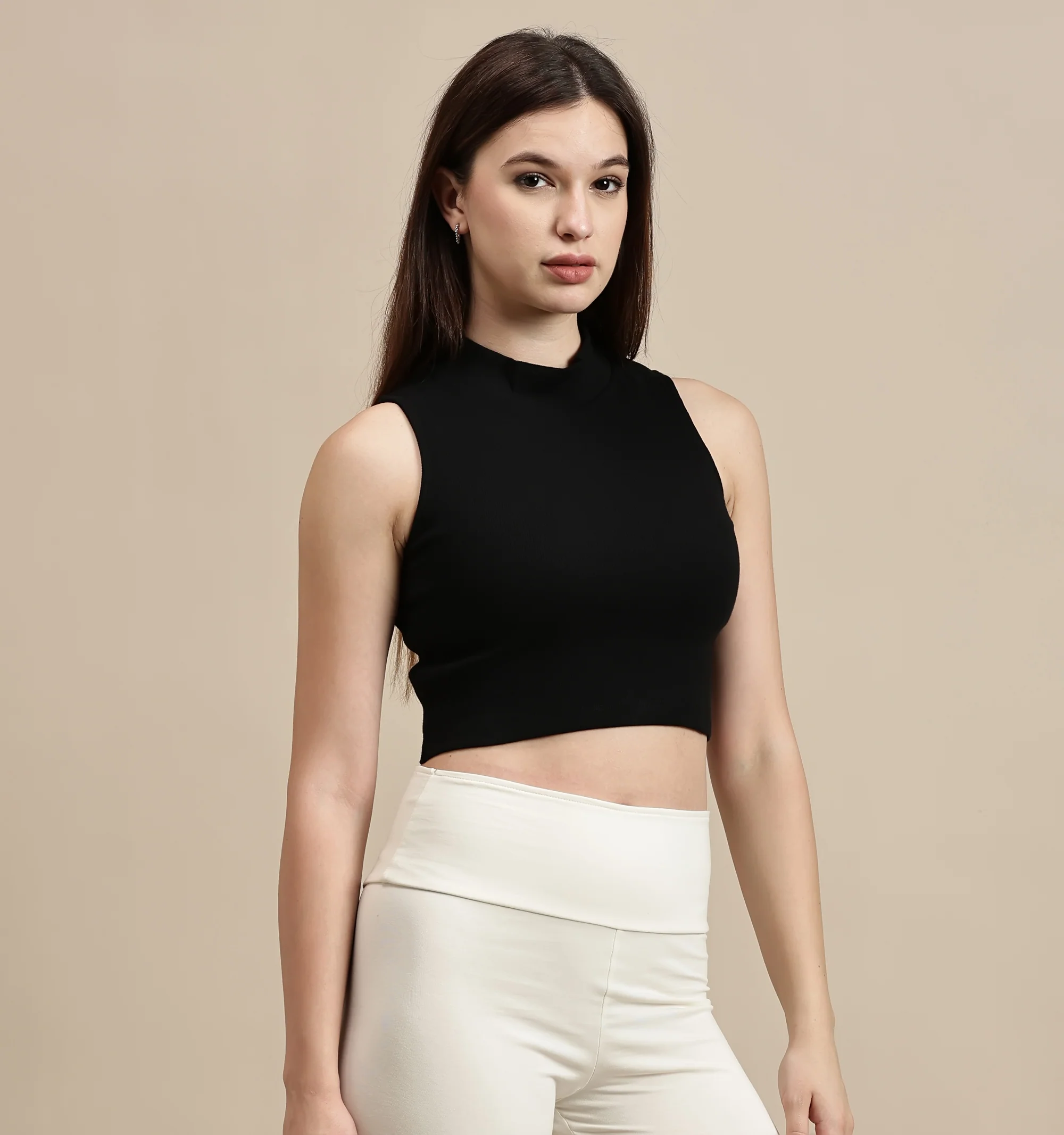 Women Black Sleeveless Crop Top - Image 6