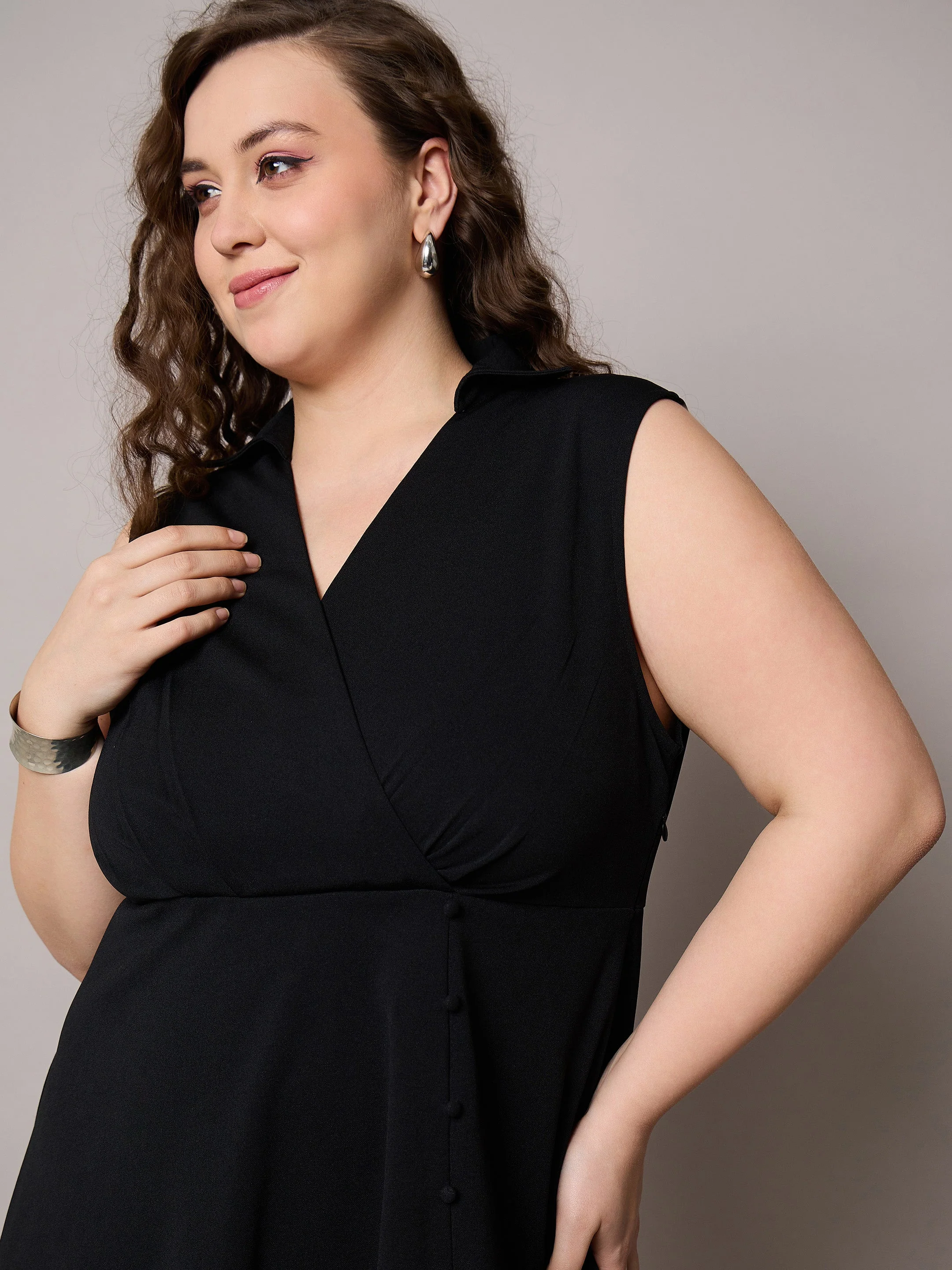 Women Black Sleeveless Side Slit Midi Dress - Image 4