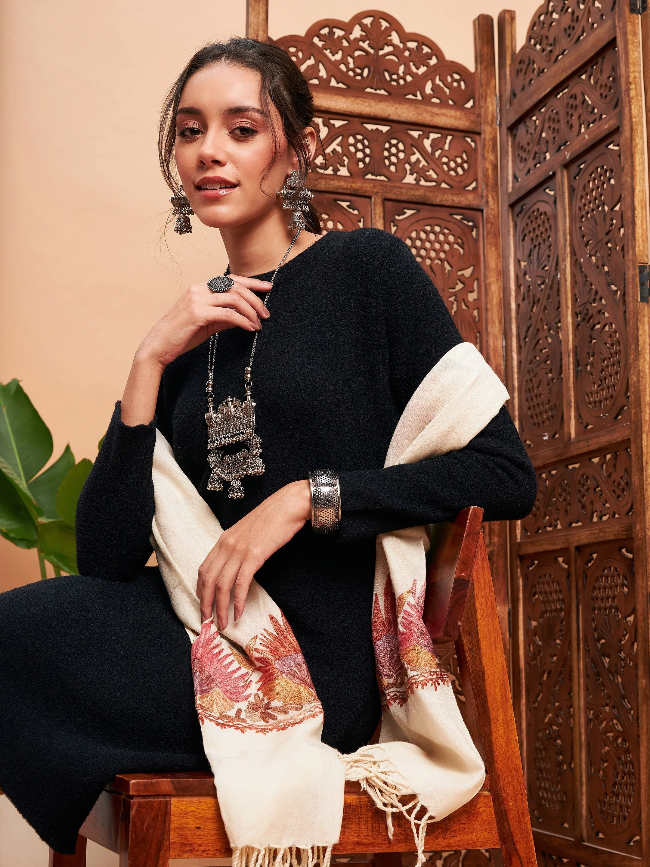 Women Black Solid Hair Wool Straight Kurta - Image 2