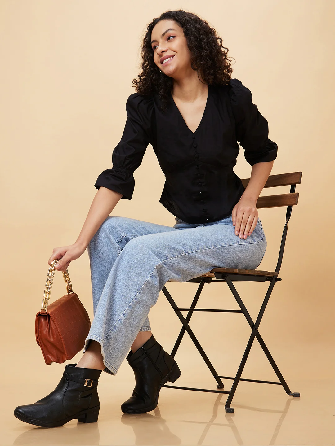 Women Black V-Neck Casual Top - Image 3