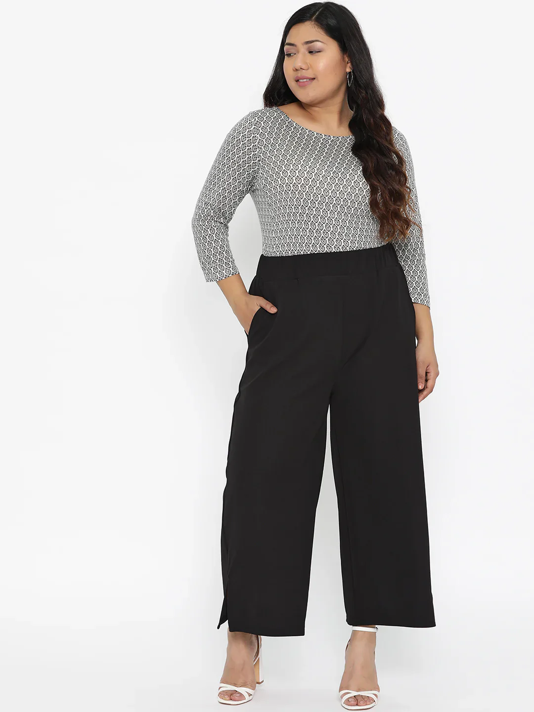 Women Black Stretchable Palazzo - Image 2