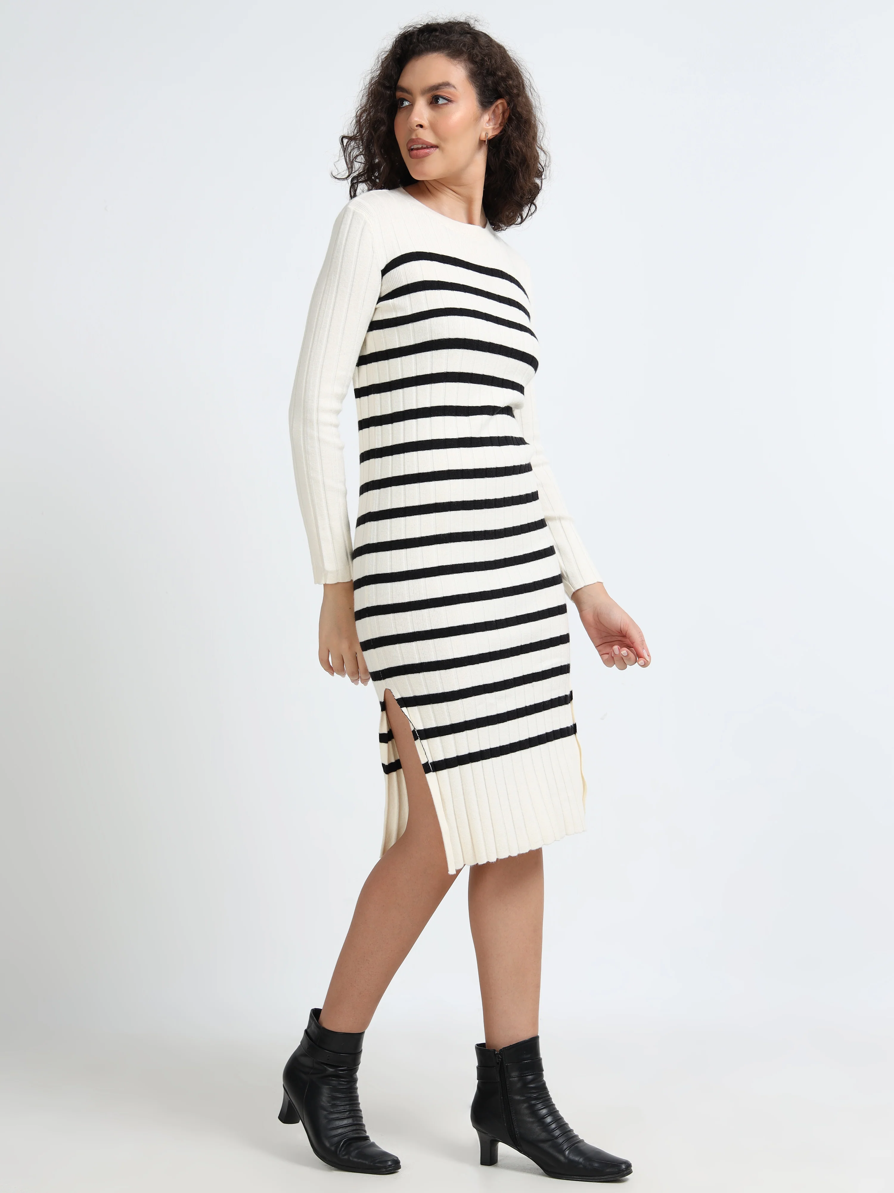 Women Black Stripe Winter Dress - Image 5