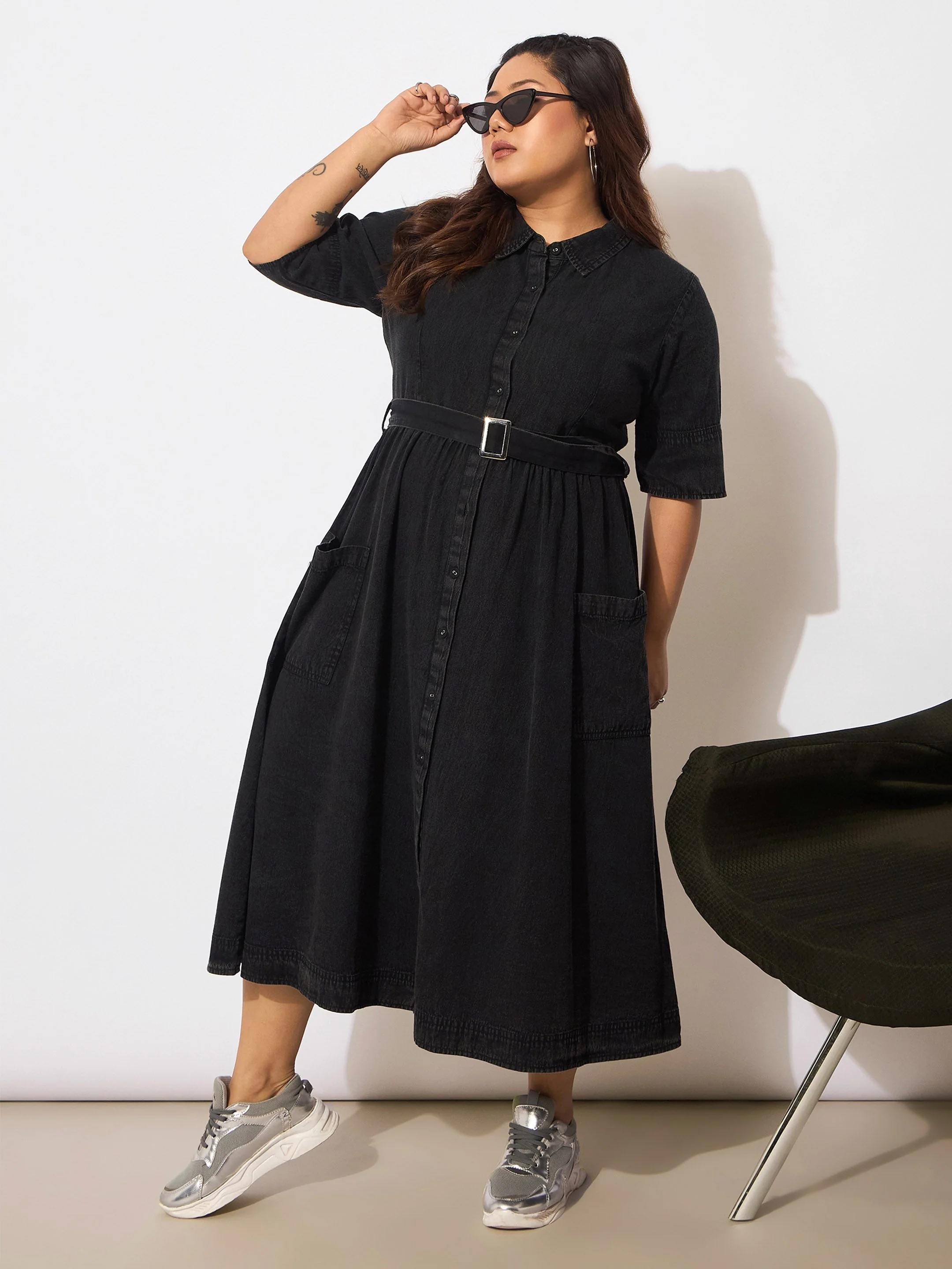Women Black Tencel Front Button Midi Dress - Image 2