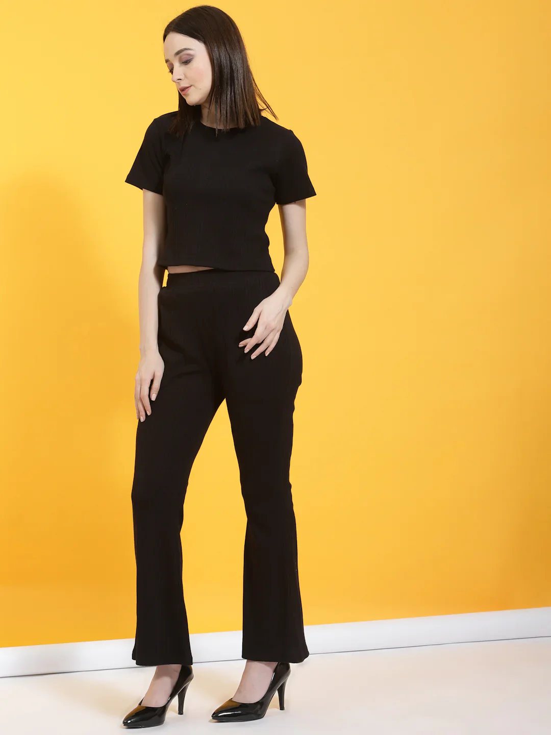 Women Black Textured co-ords - Image 3