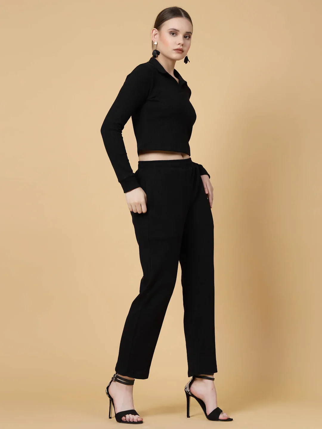 Women Black Textured co-ords - Image 4