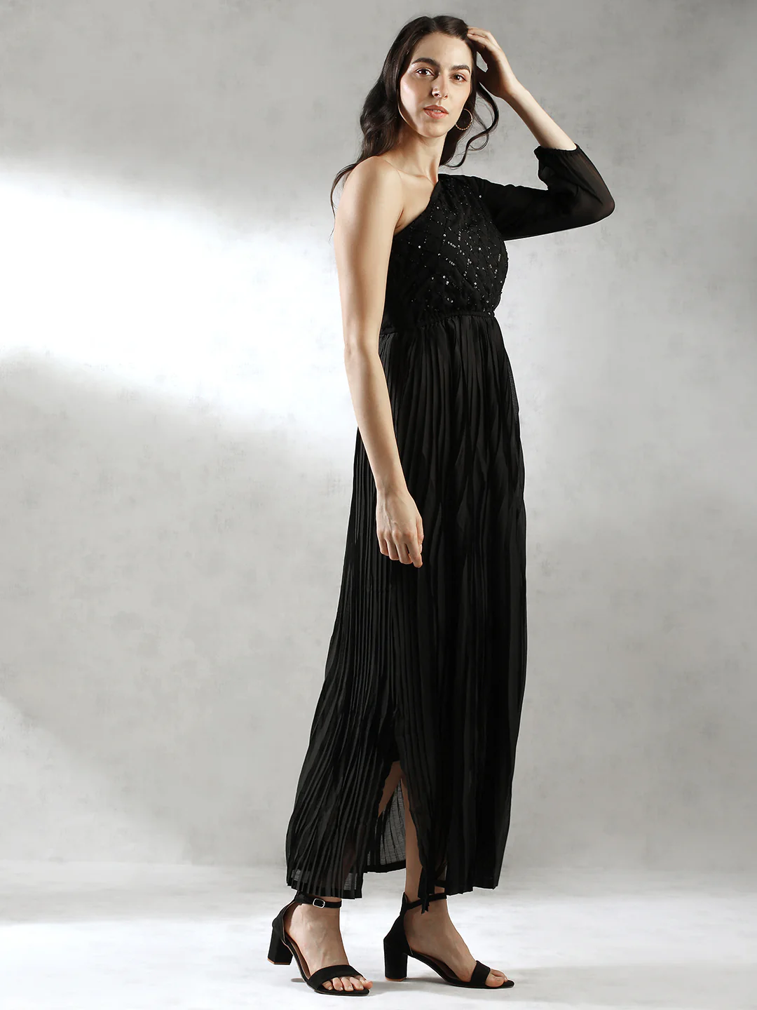 Women Pleated One Shoulder Maxi Dress - Image 2