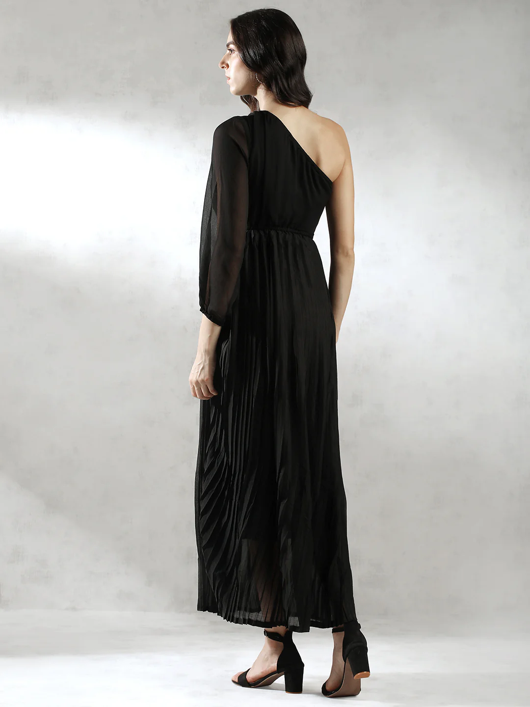 Women Pleated One Shoulder Maxi Dress - Image 3
