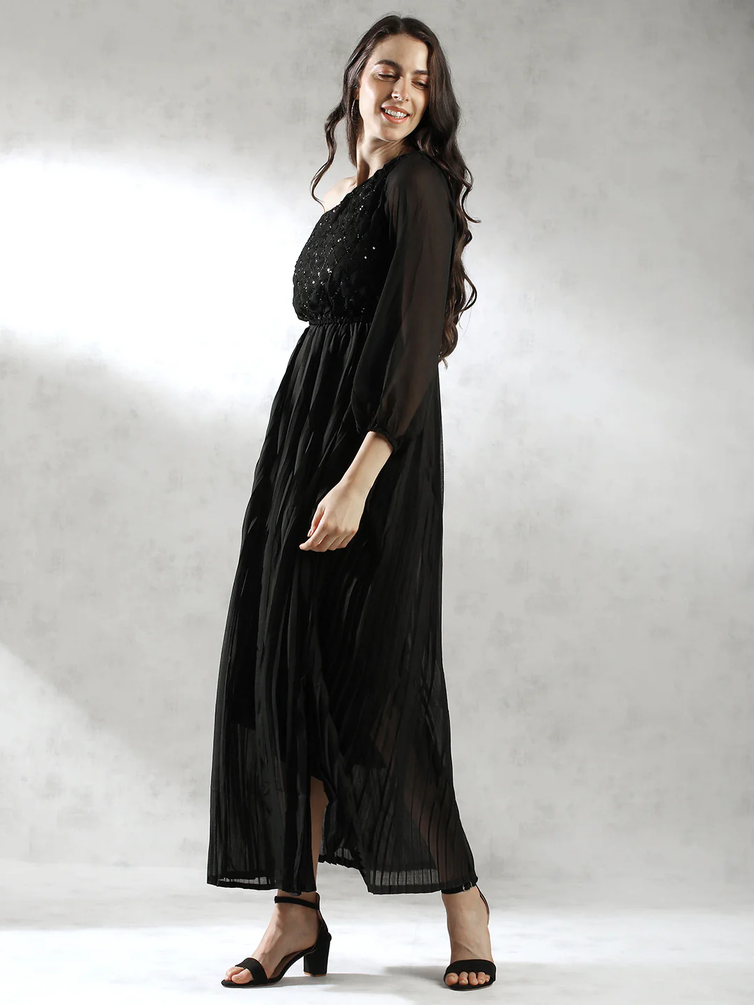Women Pleated One Shoulder Maxi Dress - Image 6