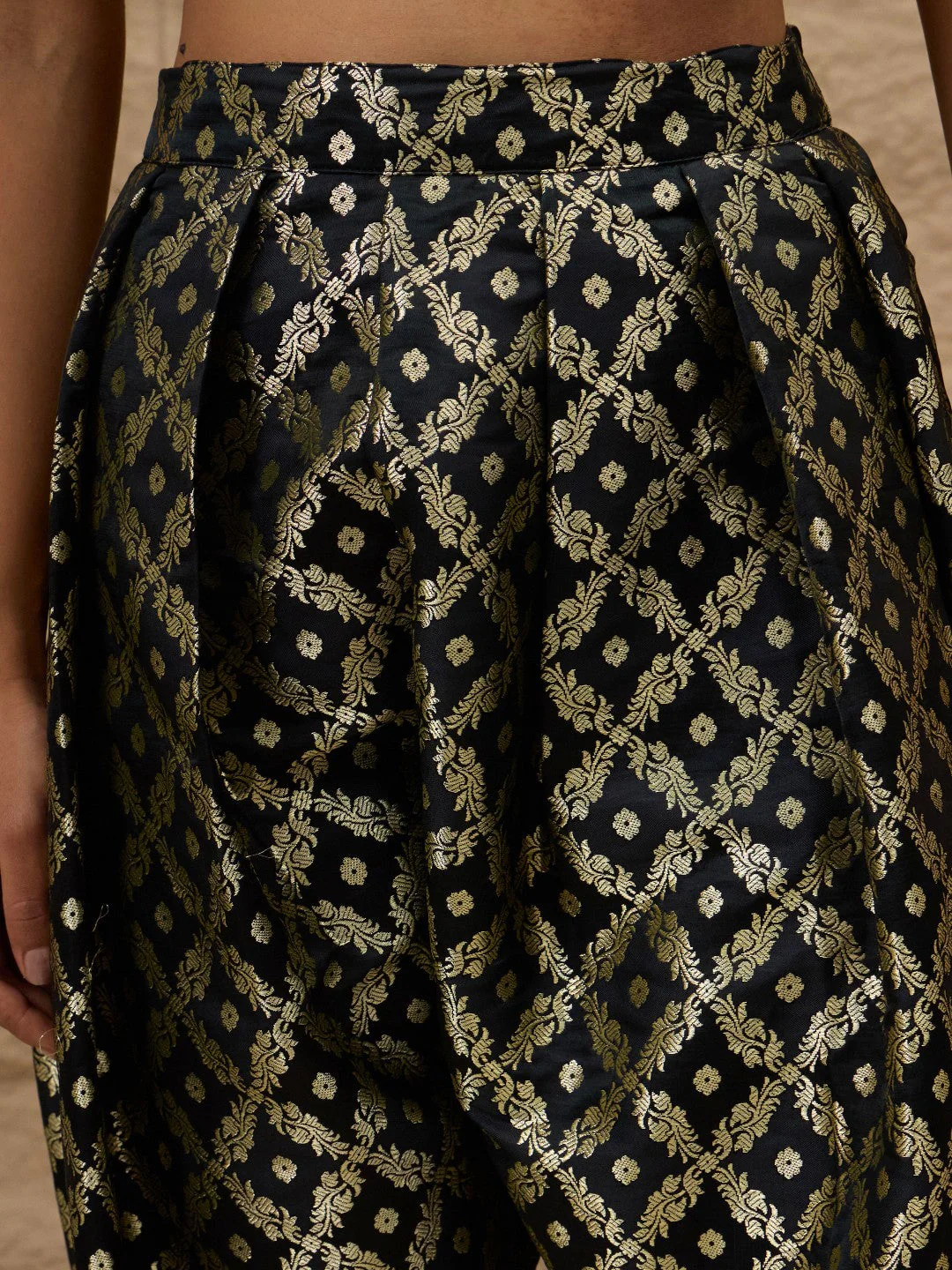 Women Black Velvet Embroidered Short Kurta With Farshi Salwar - Image 3