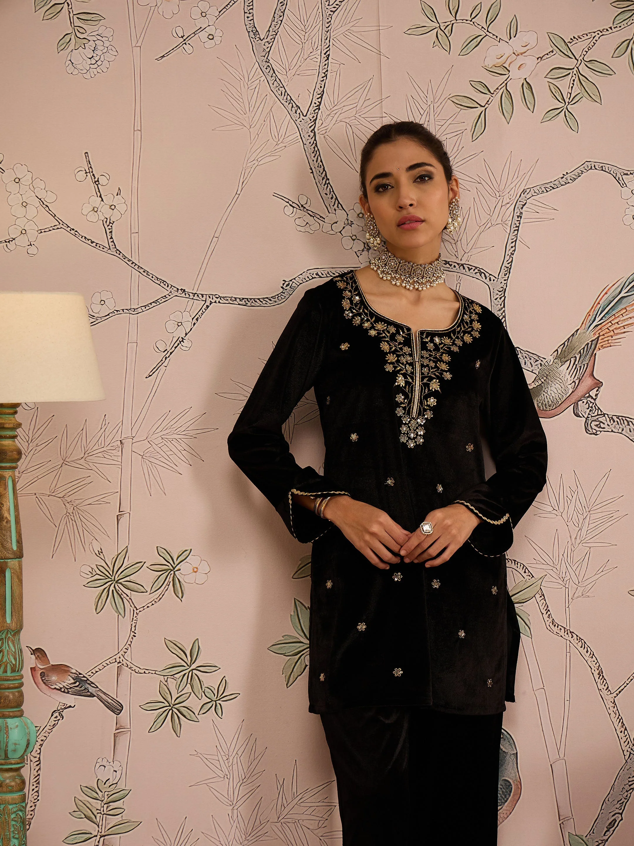 Women Black Velvet Embroidered Short Kurta With Straight Pants - Image 2
