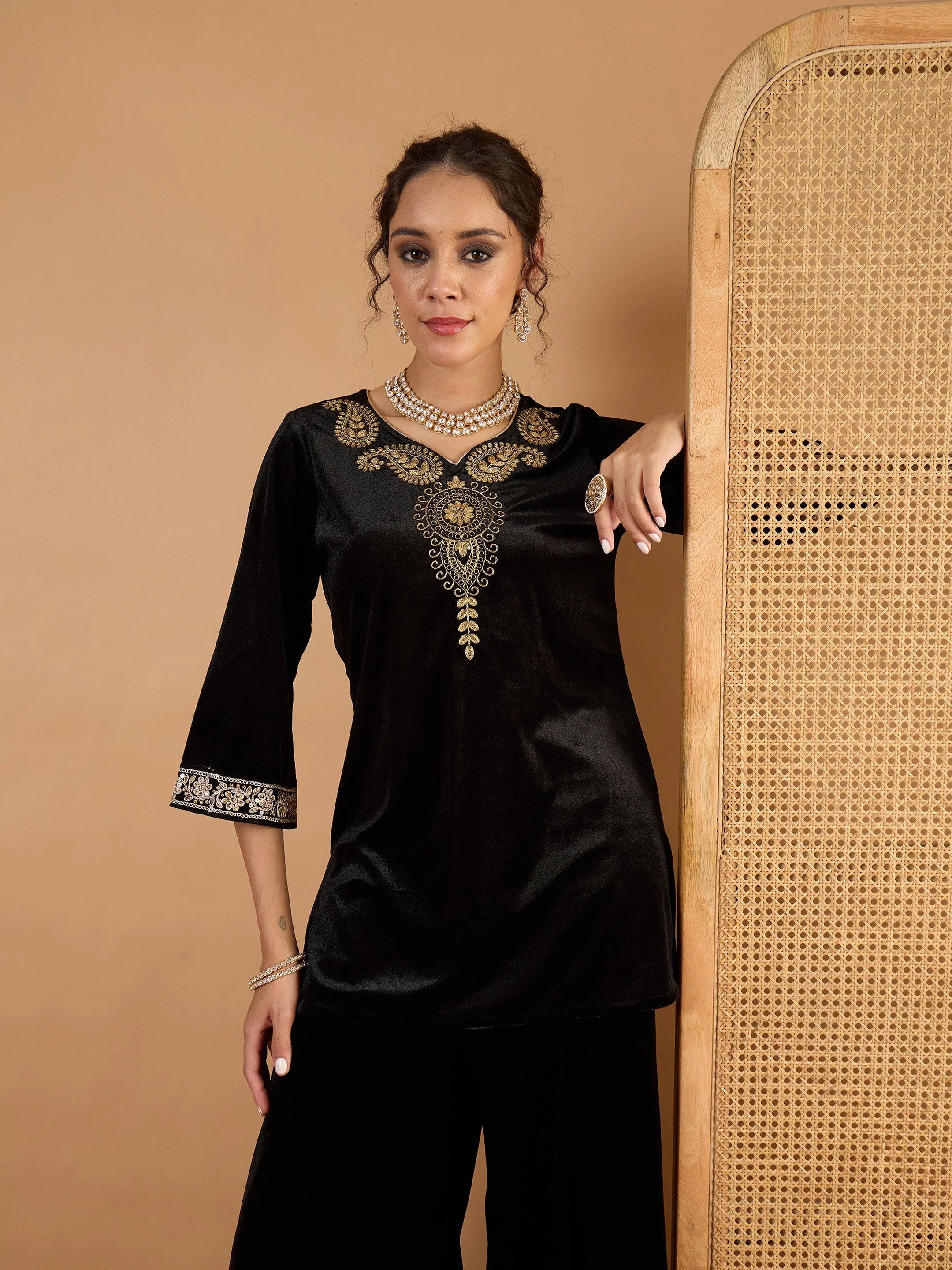 Women Black Velvet Embroidered V Neck Short Kurta With Palazzos - Image 2