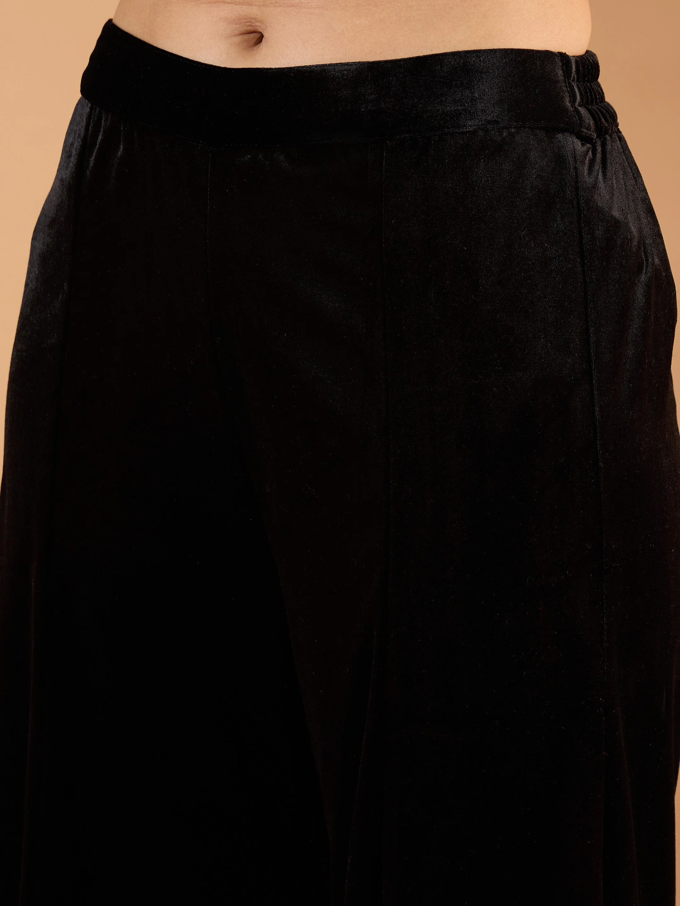 Women Black Velvet Embroidered V Neck Short Kurta With Palazzos - Image 5