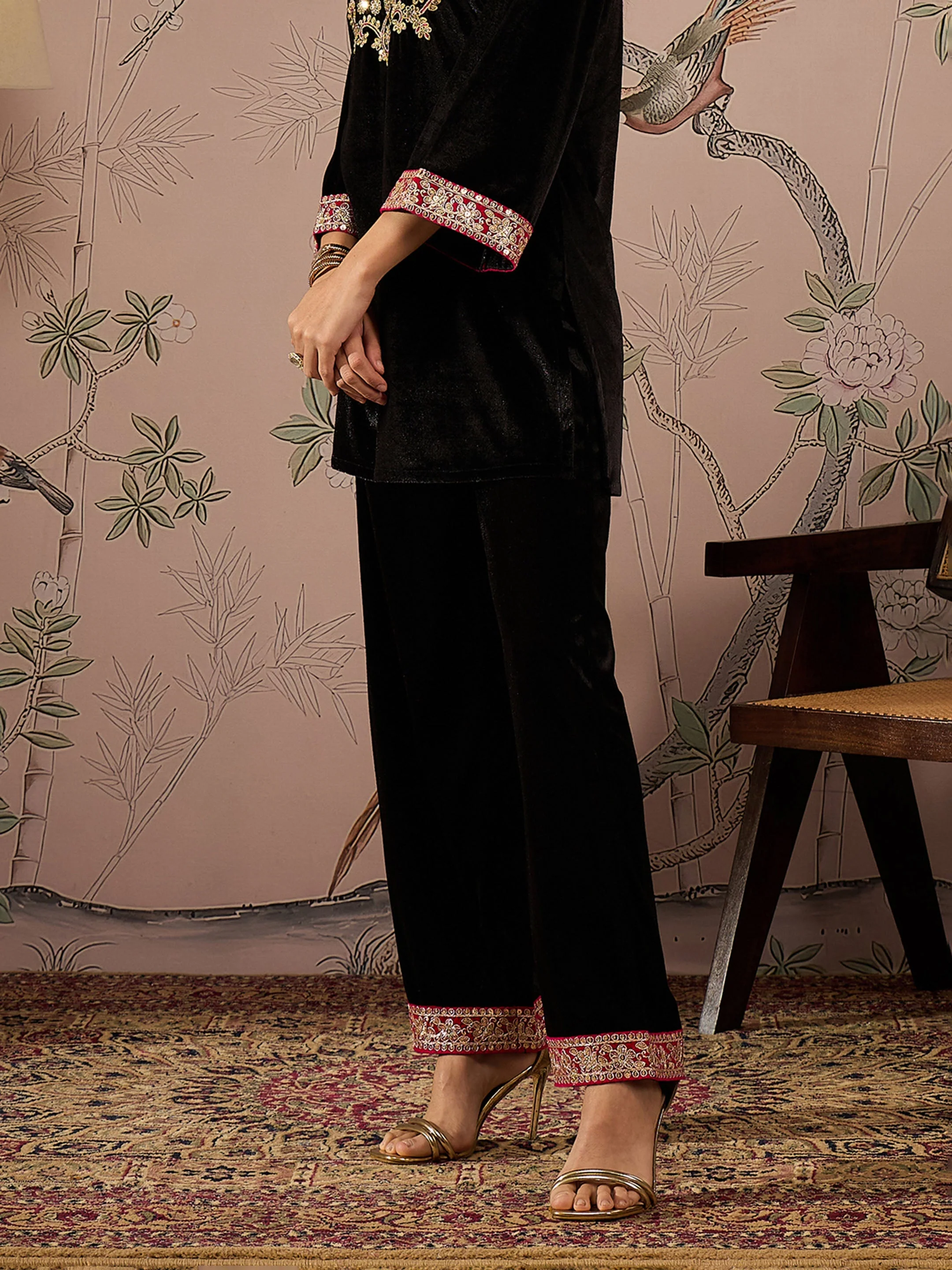 Women Black Velvet Hem Embroidered Elasticated Straight Pants - Image 3