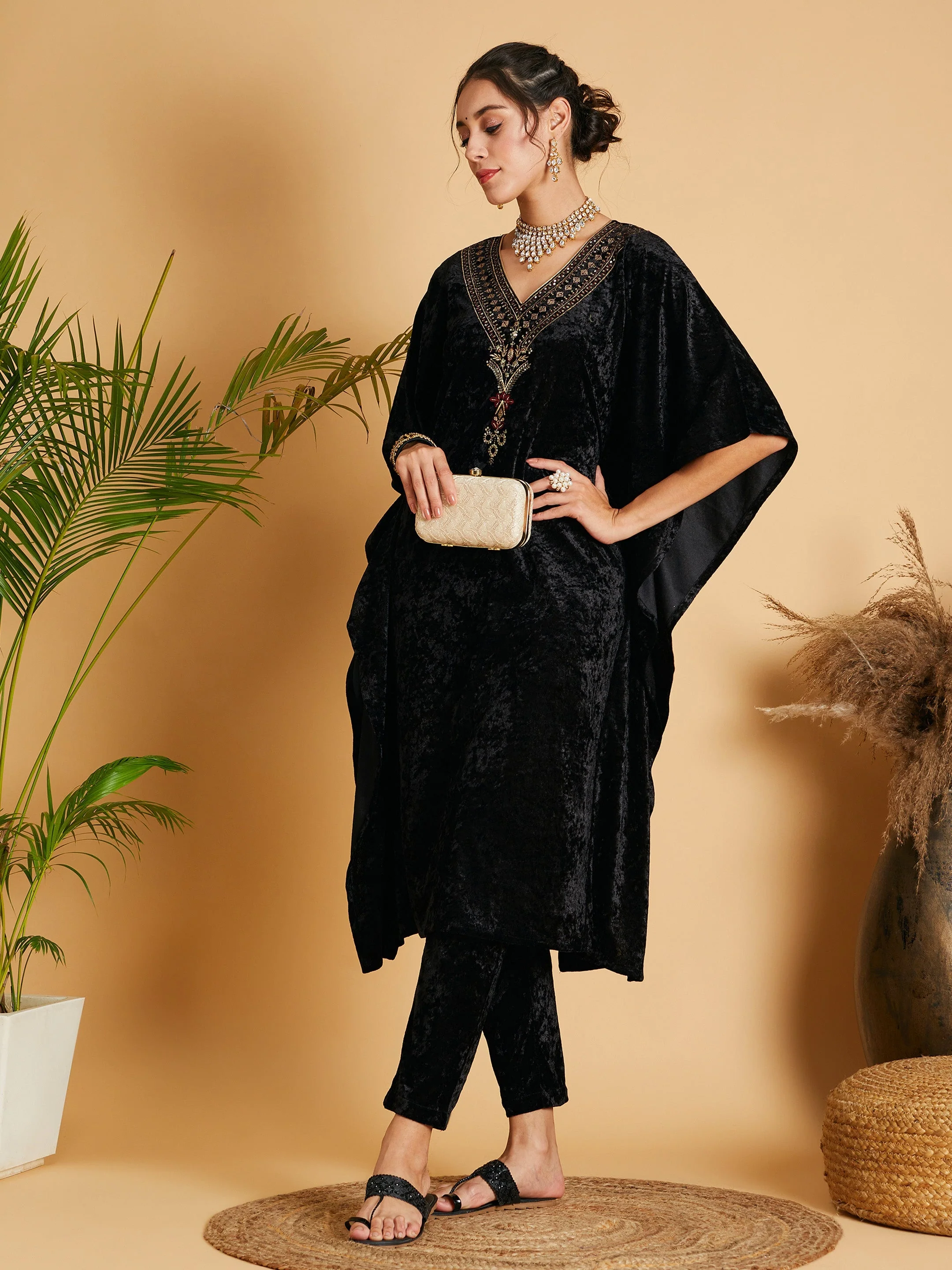 Women Black Velvet Kaftan Kurta - Image 6