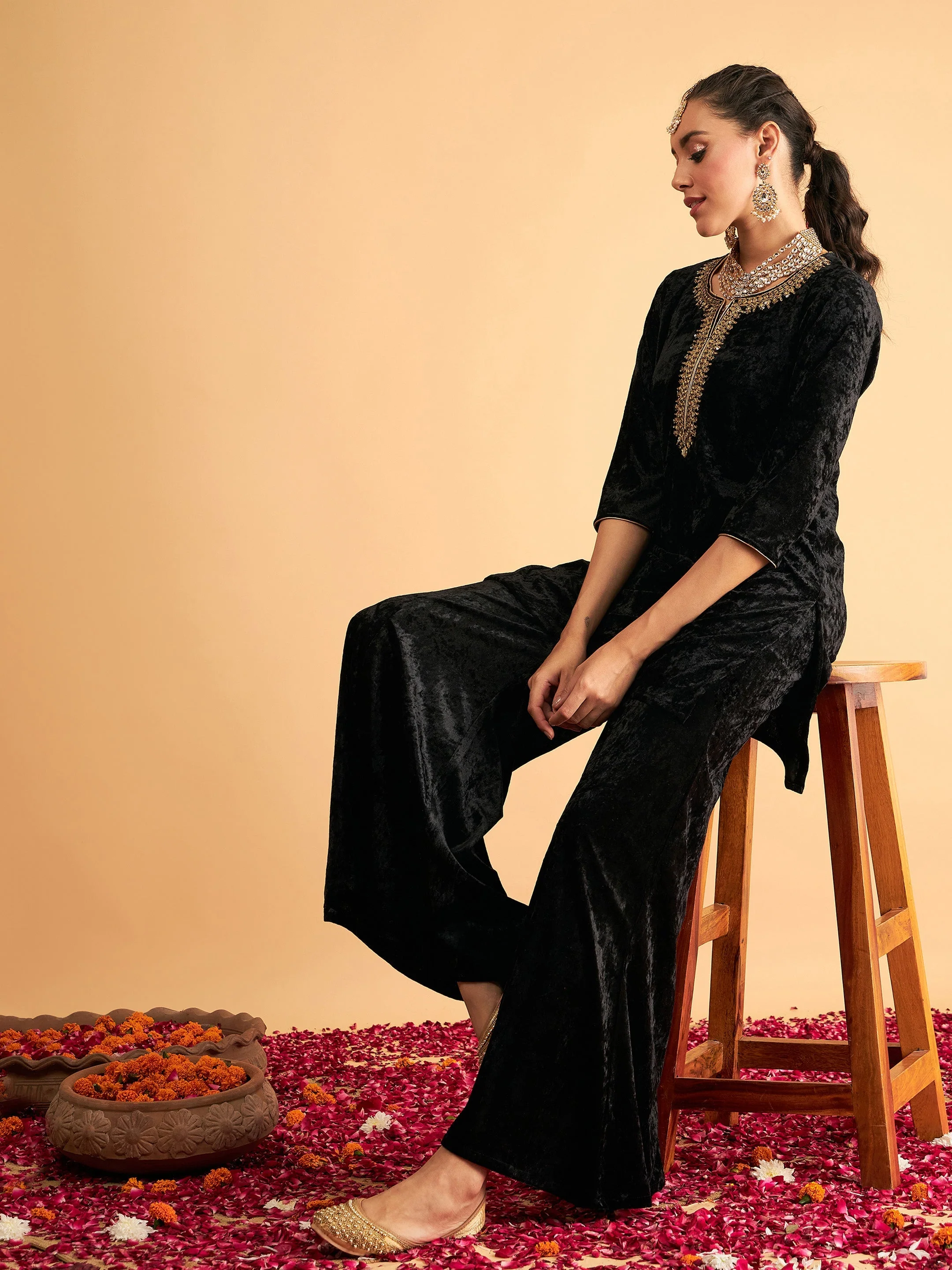 Women Black Velvet Palazzo Pants - Image 6