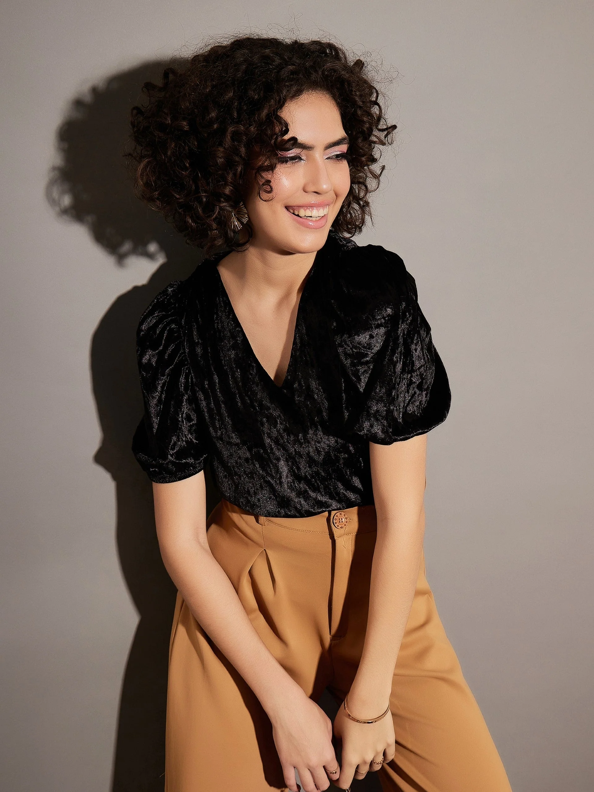 Women Black Velvet Puff Sleeves Top - Image 6