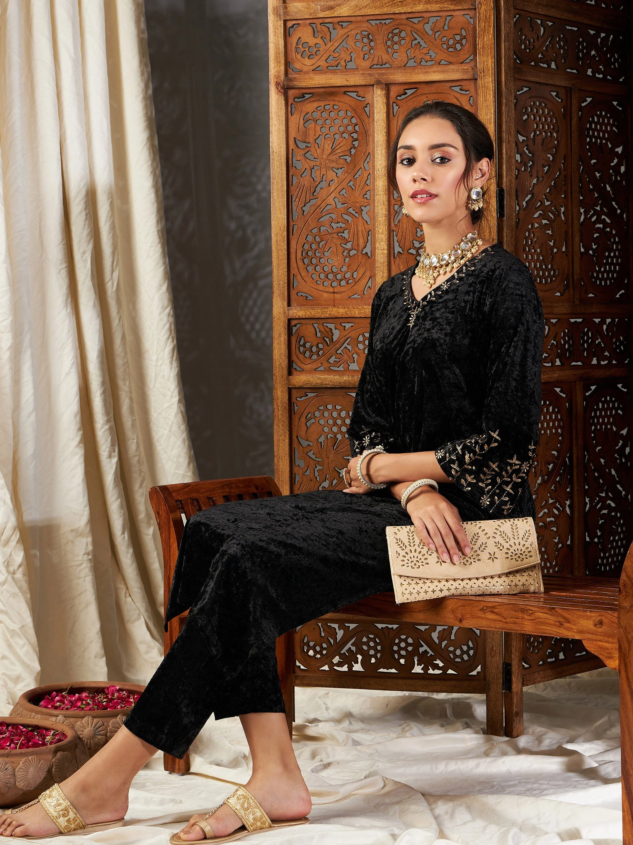 Women Black Velvet Sleeve Embroidered Straight Kurta - Image 2