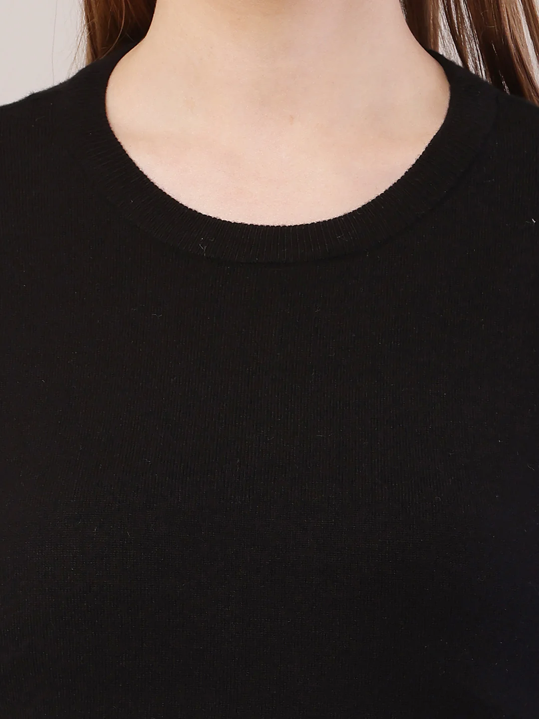 Women black viscose full sleeve round neck crop sweater - Image 5