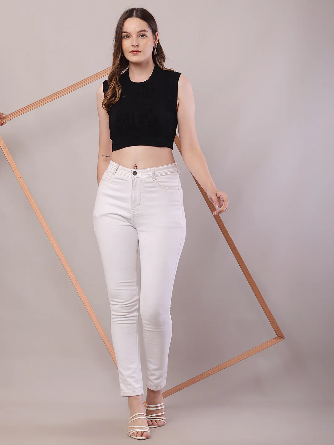 Women Black Viscose Sleeveless Round Neck Crop Top - Image 3