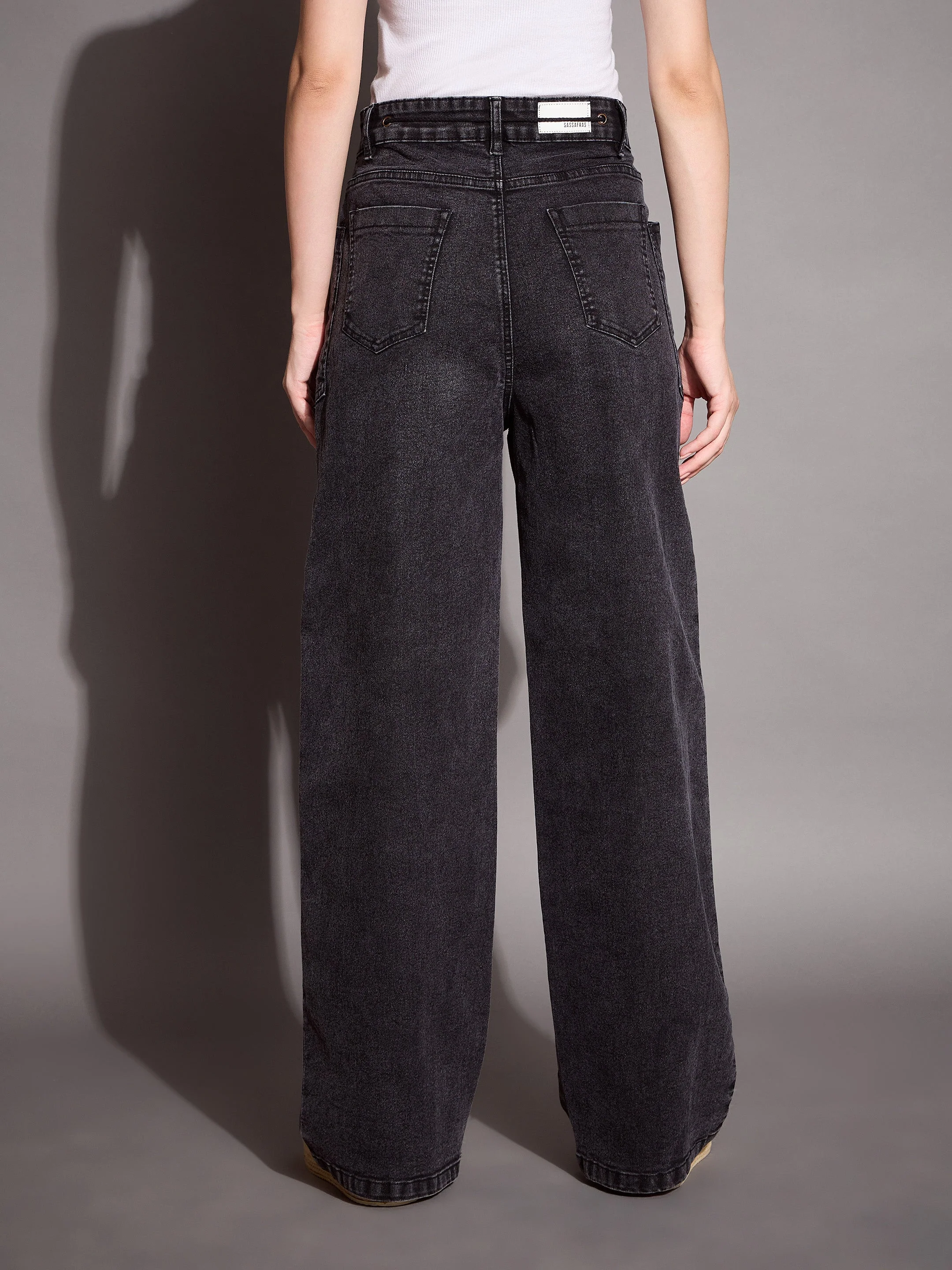 Women Black Wash Patch Pocket Straight Jeans - Image 5