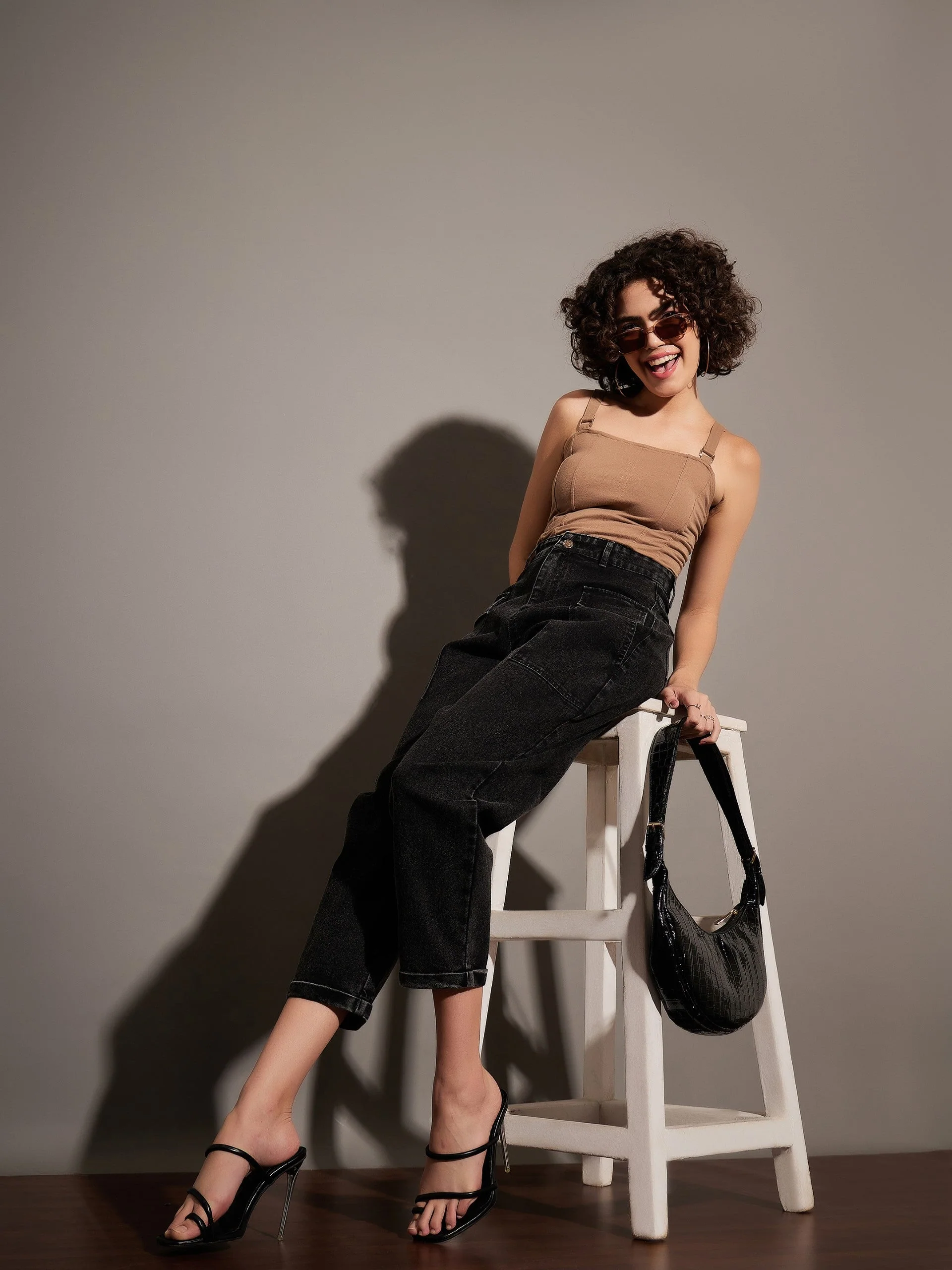 Women Black Washed Balloon Fit Jeans - Image 6