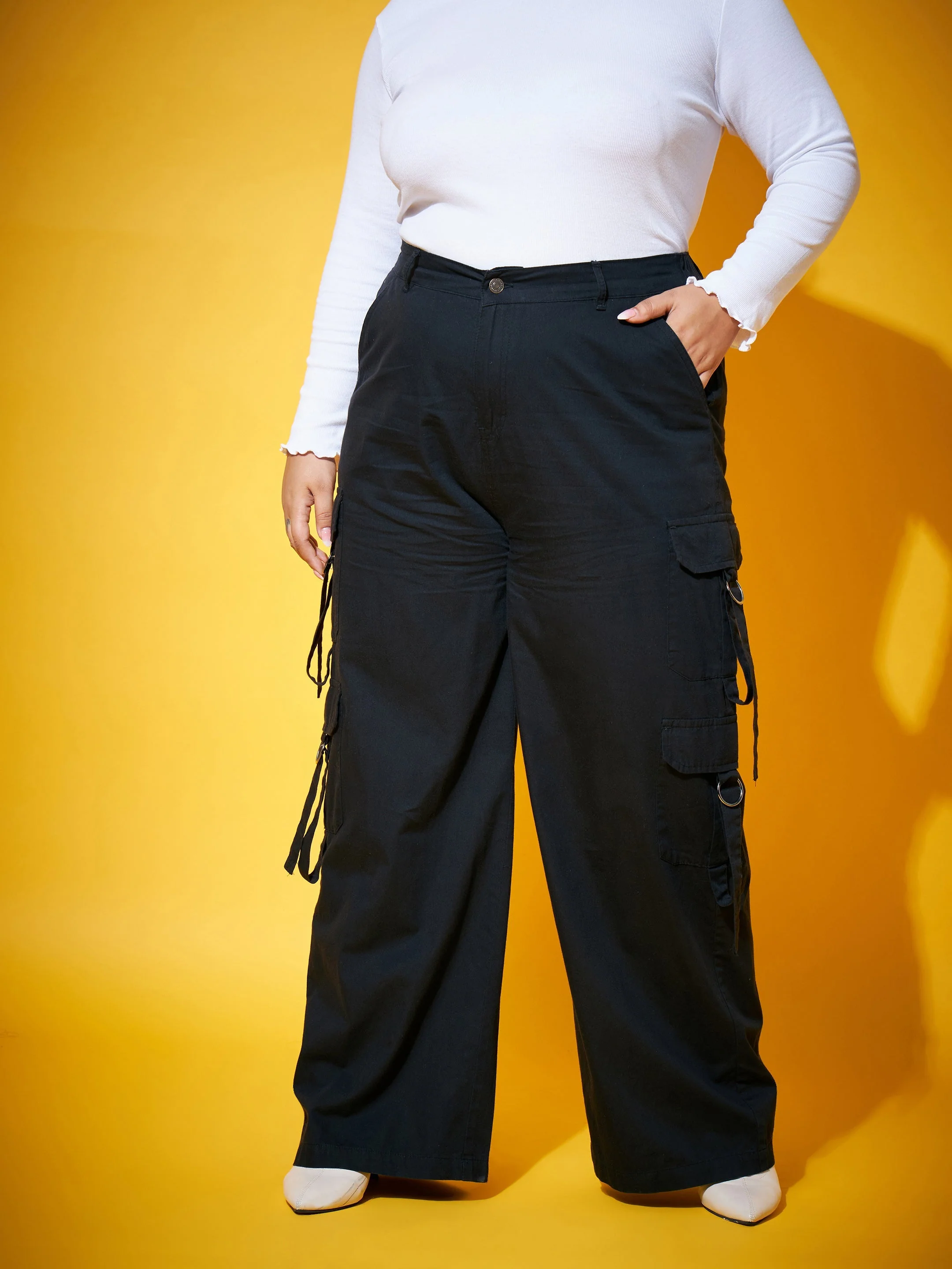 Women Black Washed Tencel Pocket Cargo Pants - Image 2
