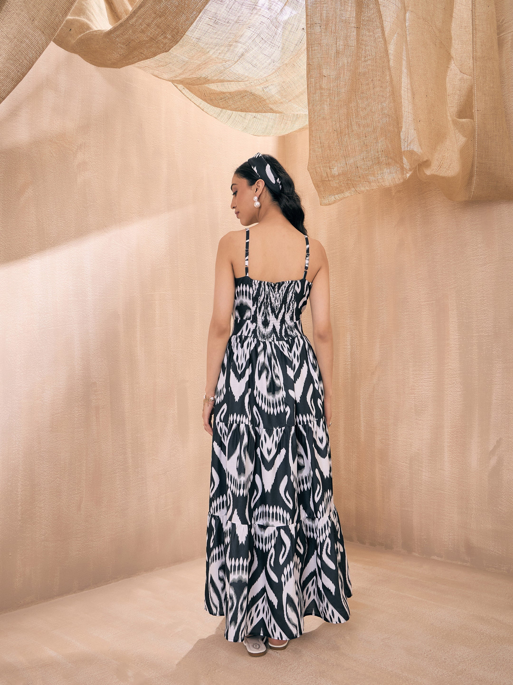 Women Black & White Ikat Printed Front Knot Strappy Maxi - Image 2