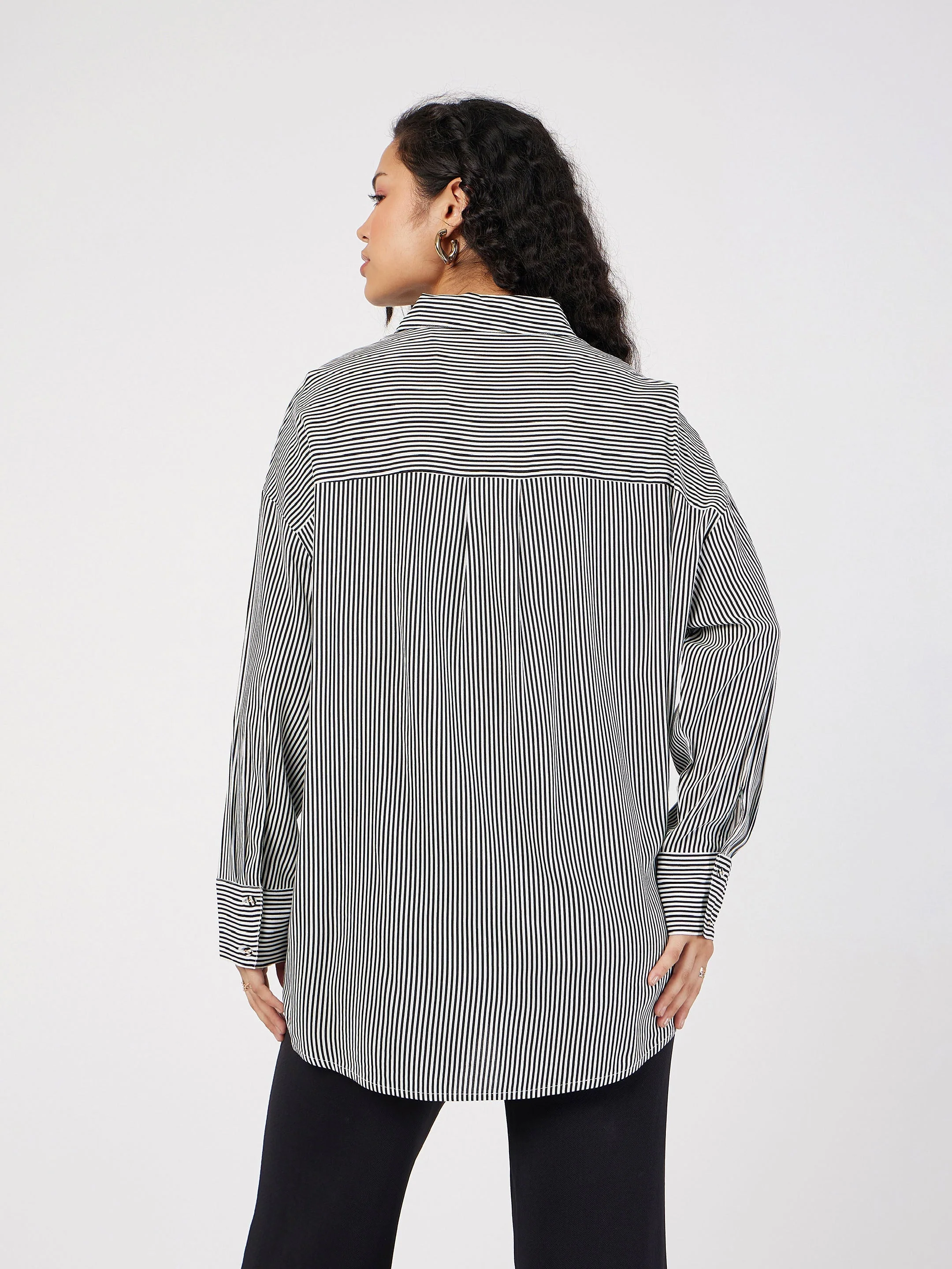Women Black & White Pinstriped Oversized Shirt - Image 5