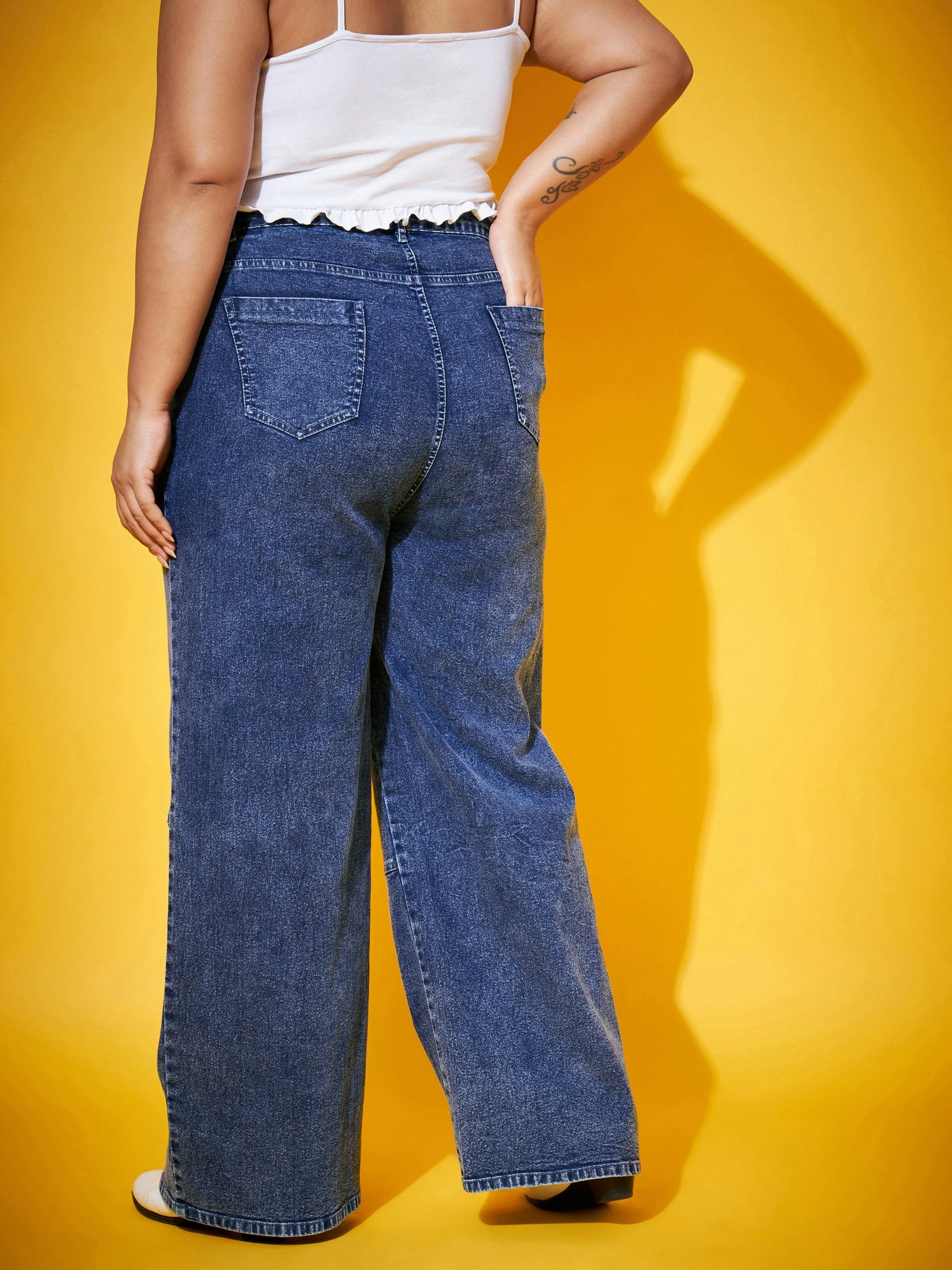 Women Blue Acid Wash Multi Pocket Straight Jeans - Image 5