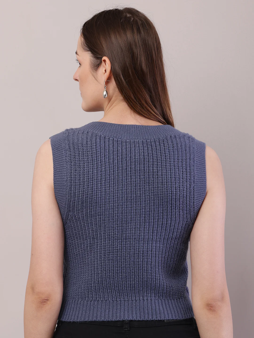 Women Blue Acrylic Sleeveless V-Neck Cable Knit Sweater - Image 4