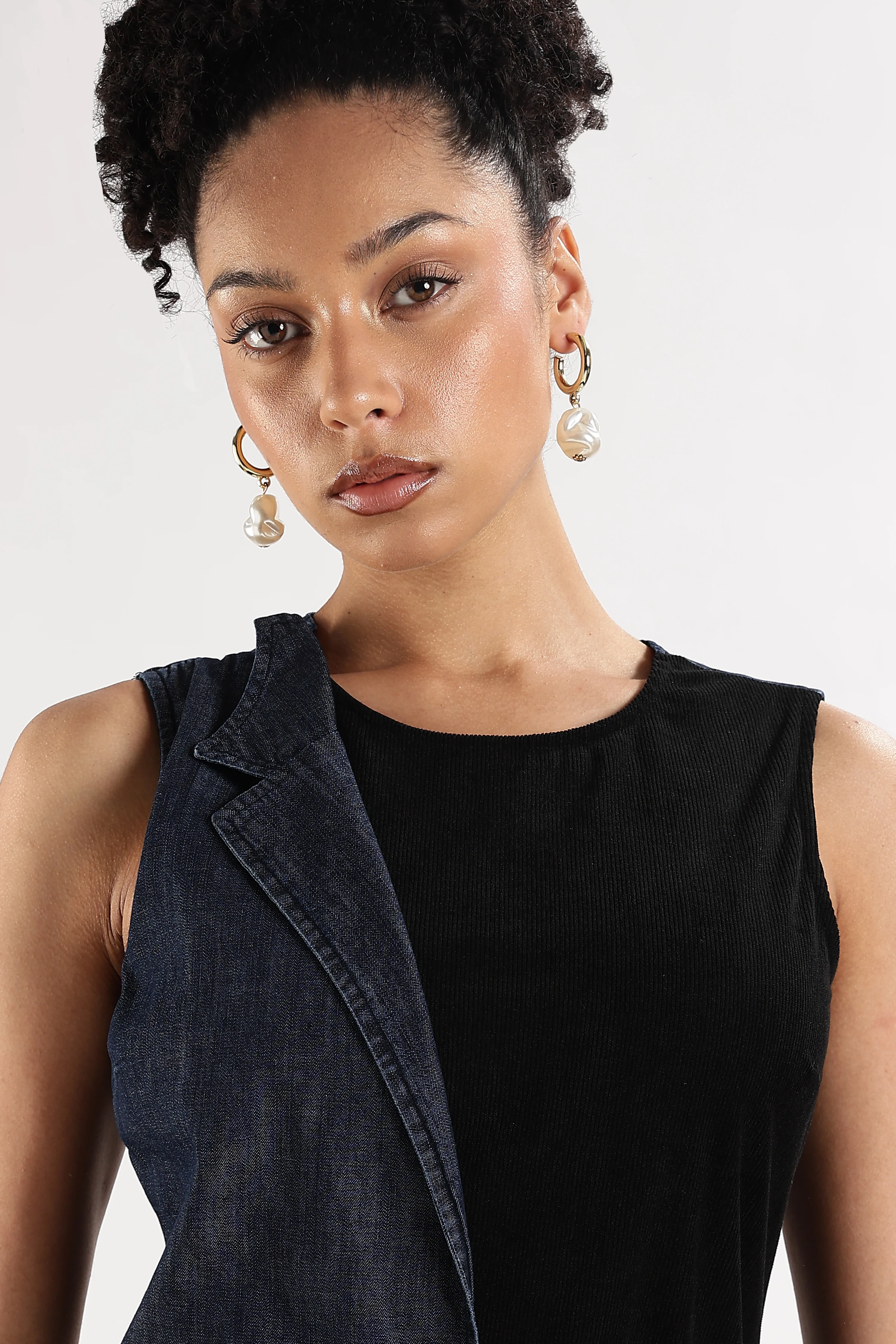 Women Blue & Black Denim Bodycon Dress - Image 3